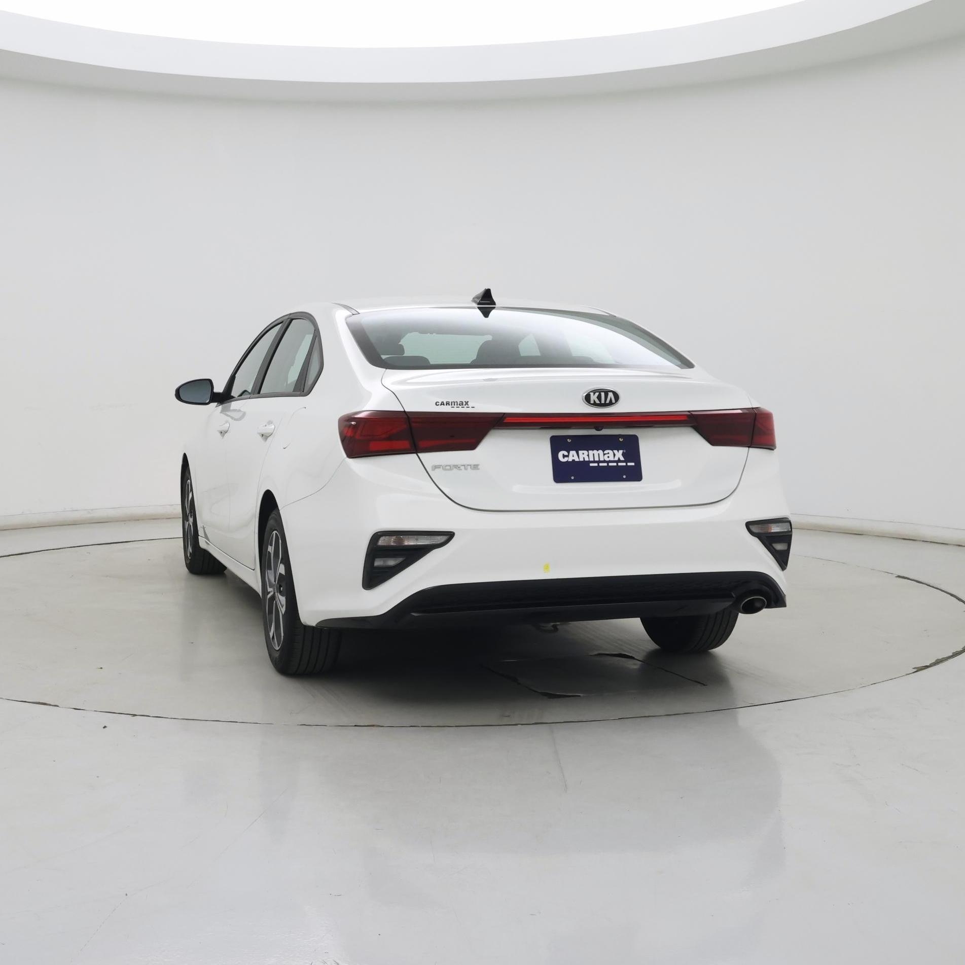 Thumbnail: 2021 Kia Forte - 2