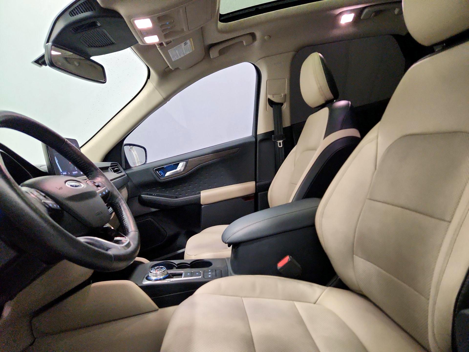 Thumbnail: 2020 Ford Escape - 11