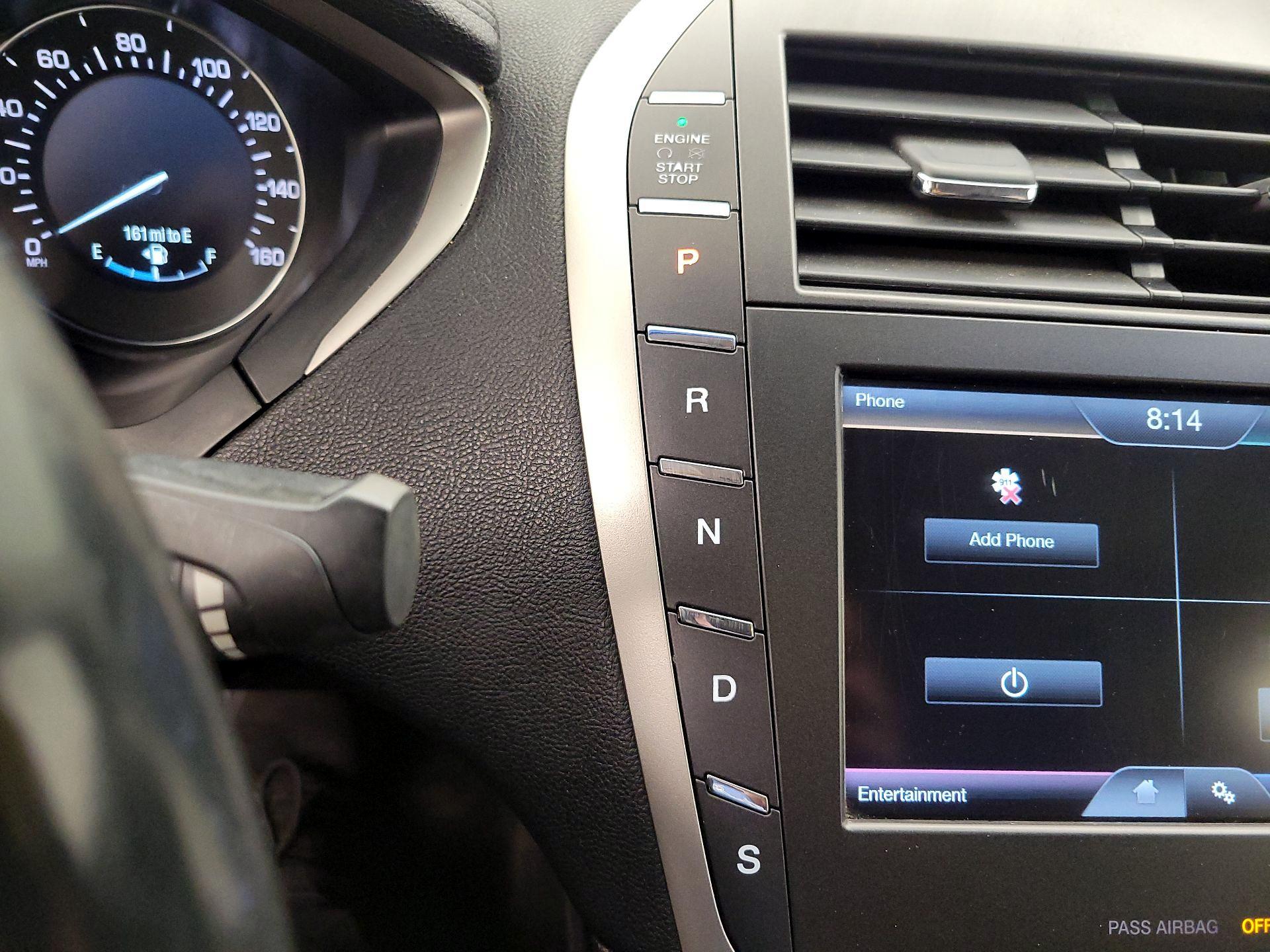 Thumbnail: 2016 Lincoln MKZ - 17