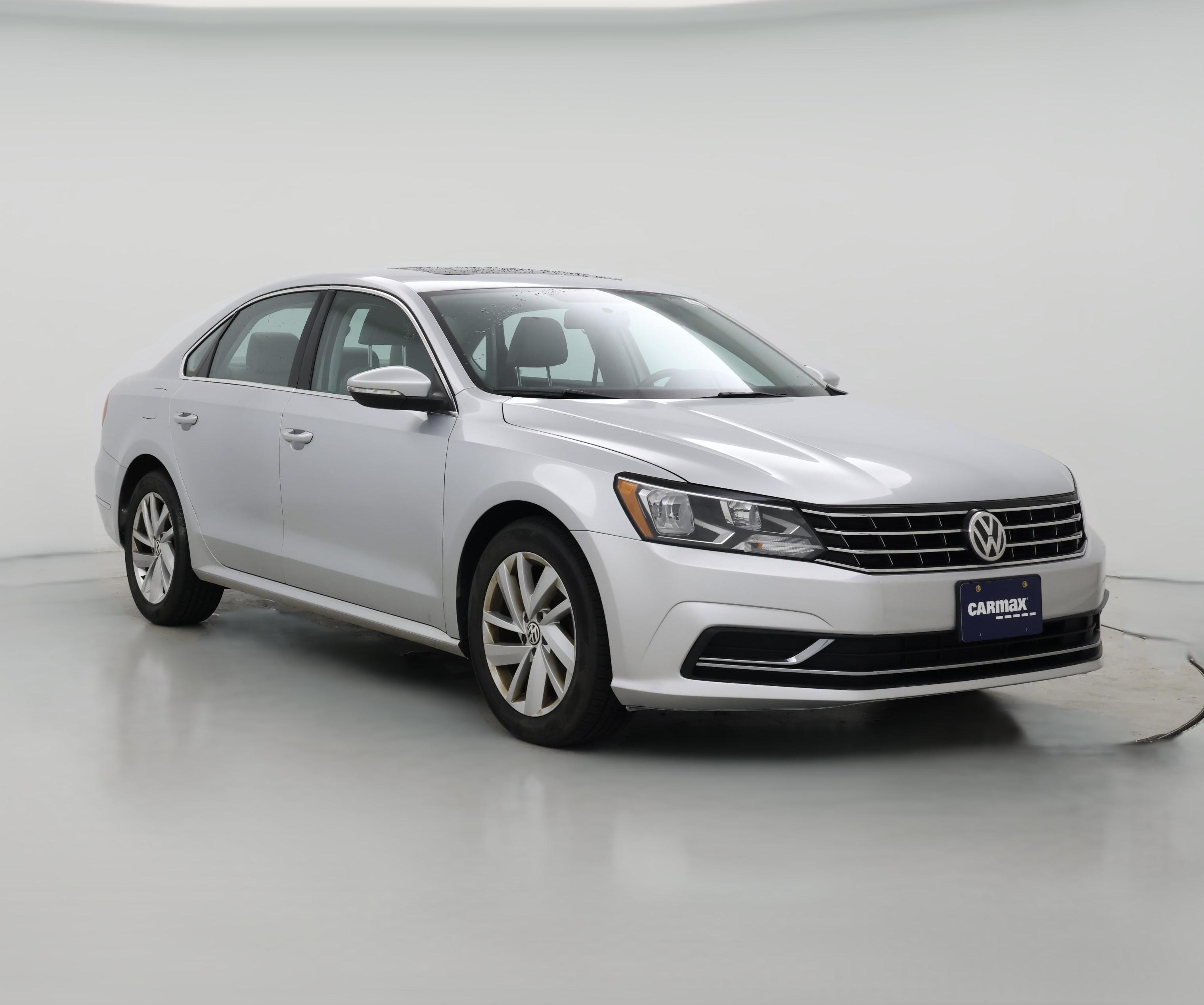 Thumbnail: 2018 Volkswagen Passat - 1