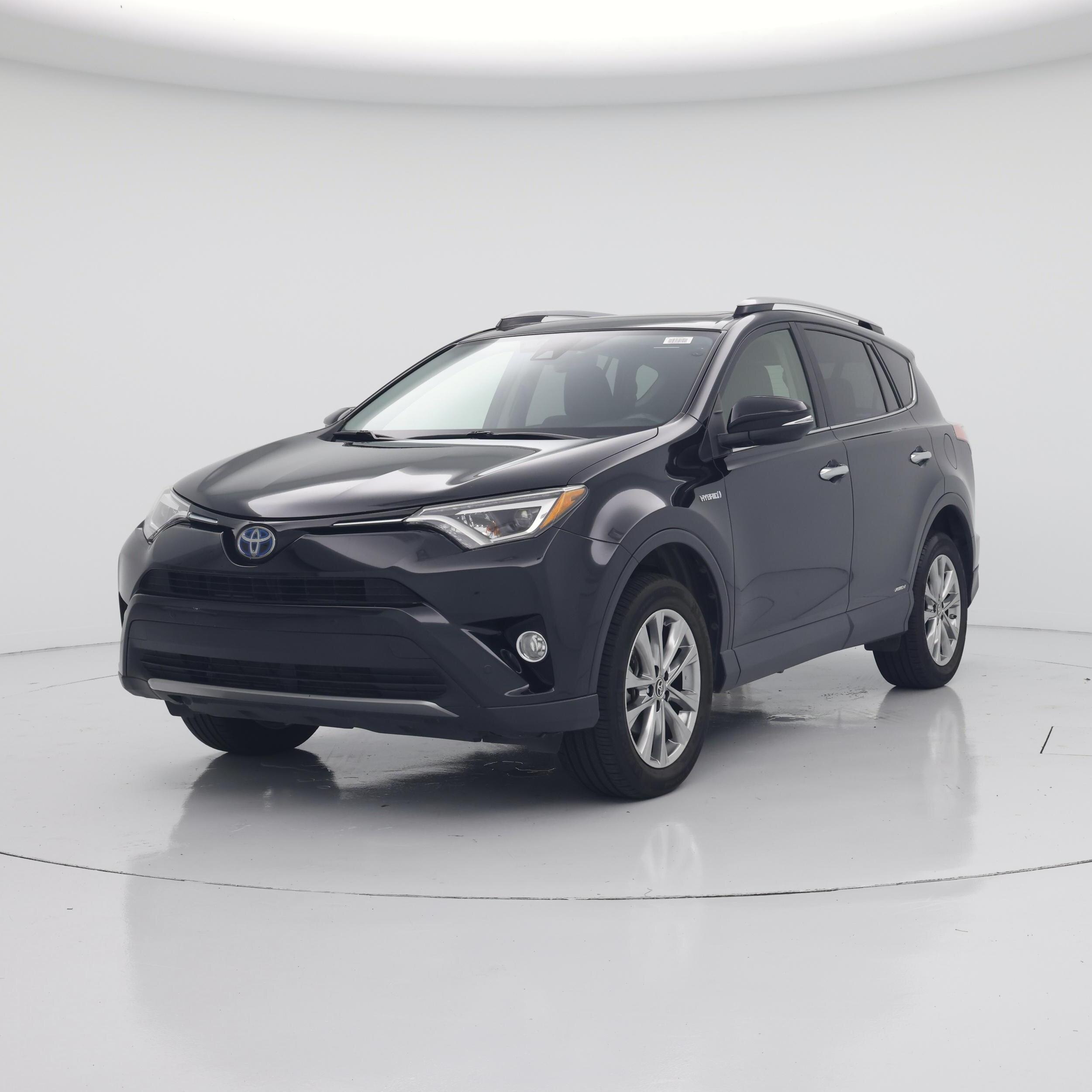Thumbnail: 2017 Toyota RAV4 - 4