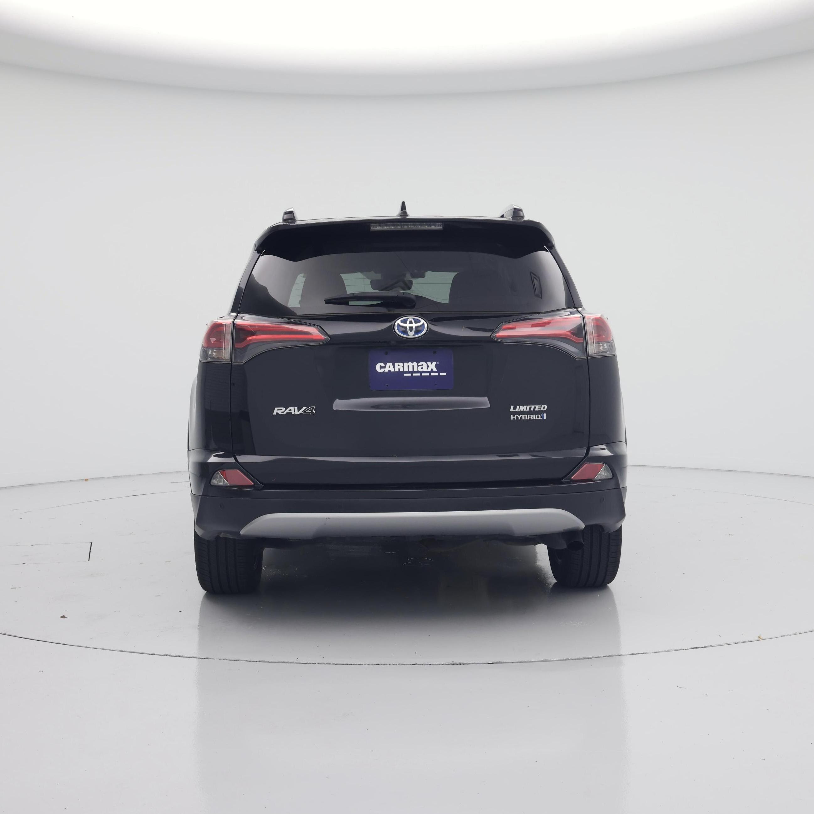 Thumbnail: 2017 Toyota RAV4 - 6