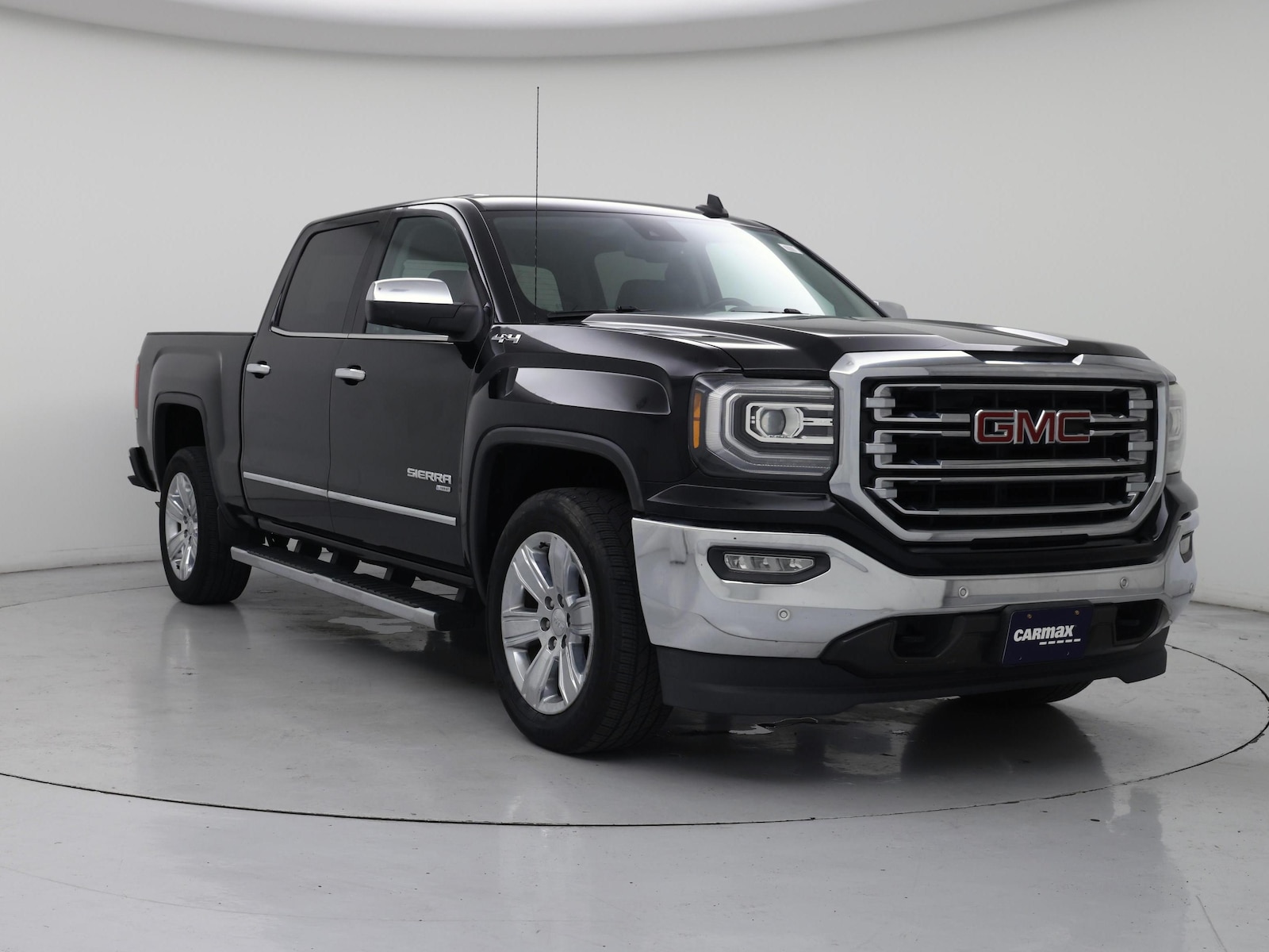 2018 GMC Sierra 1500 SLT - Photo 2