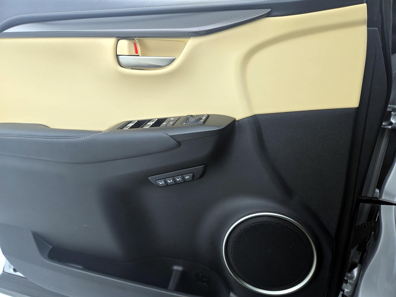 2019 Lexus NX 300 - Photo 13