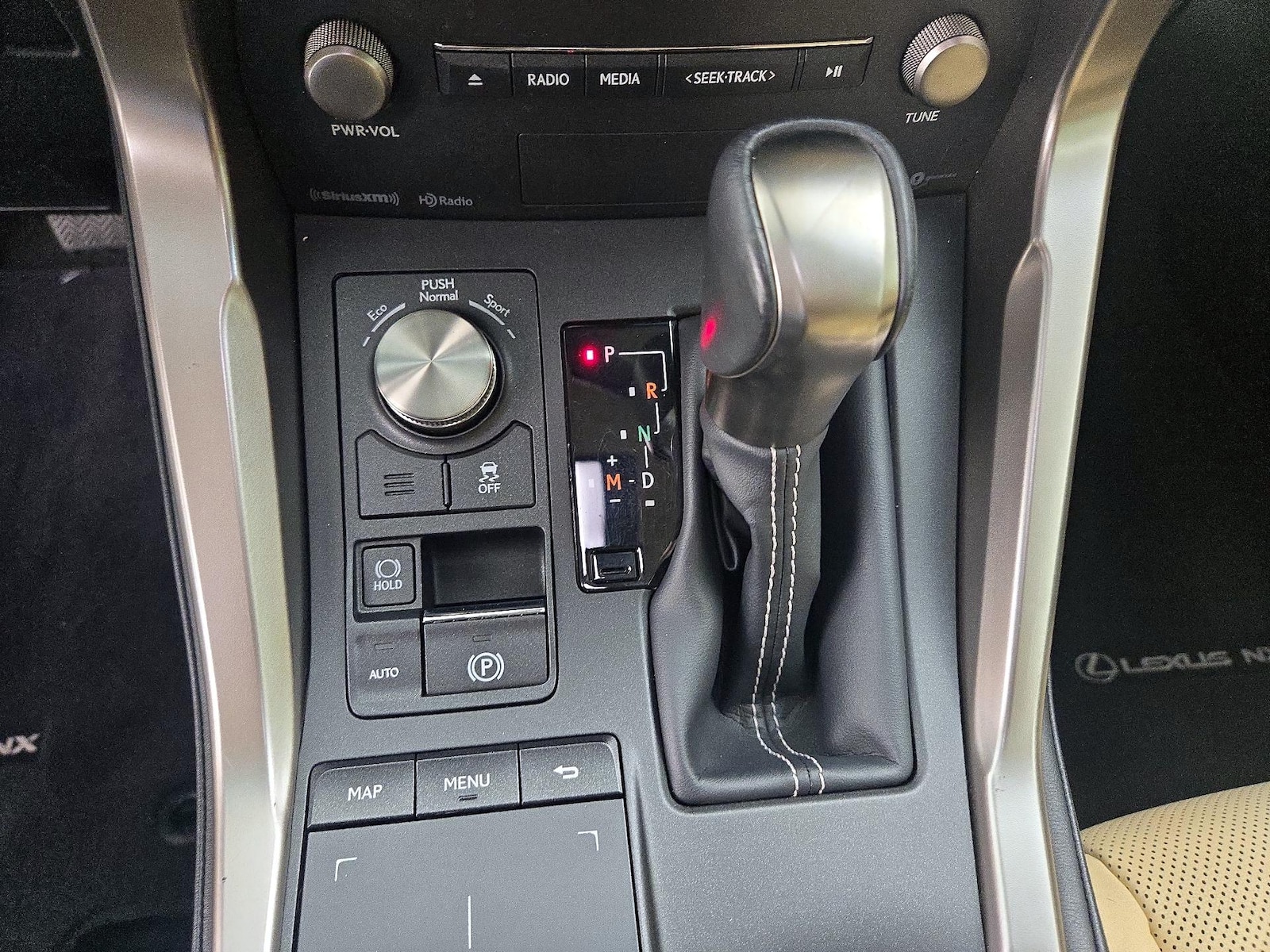 2019 Lexus NX 300 - Photo 19