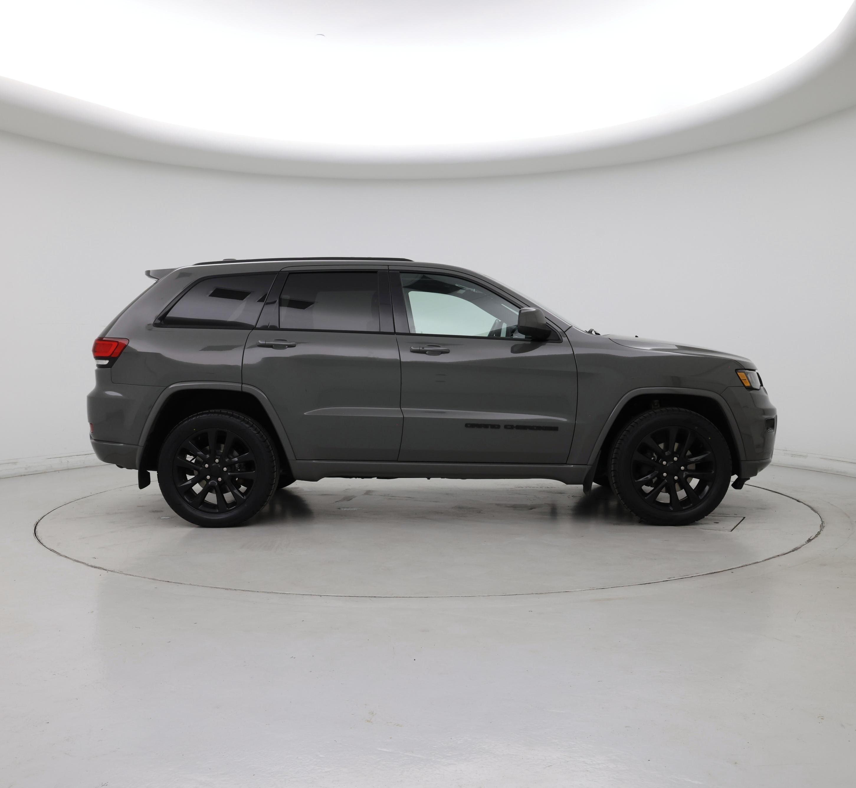 Thumbnail: 2020 Jeep Grand Cherokee - 7