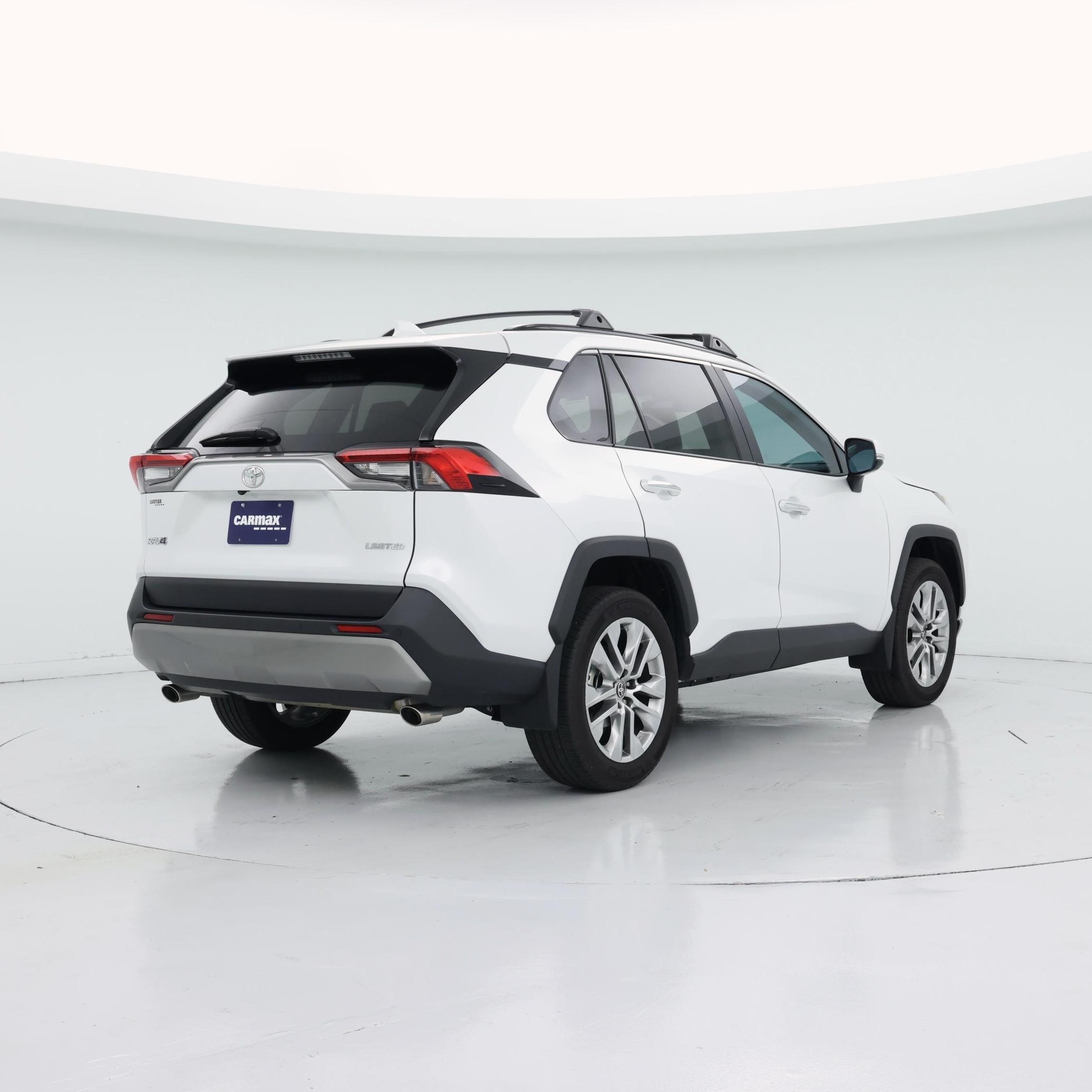 Thumbnail: 2025 Toyota RAV4 - 8