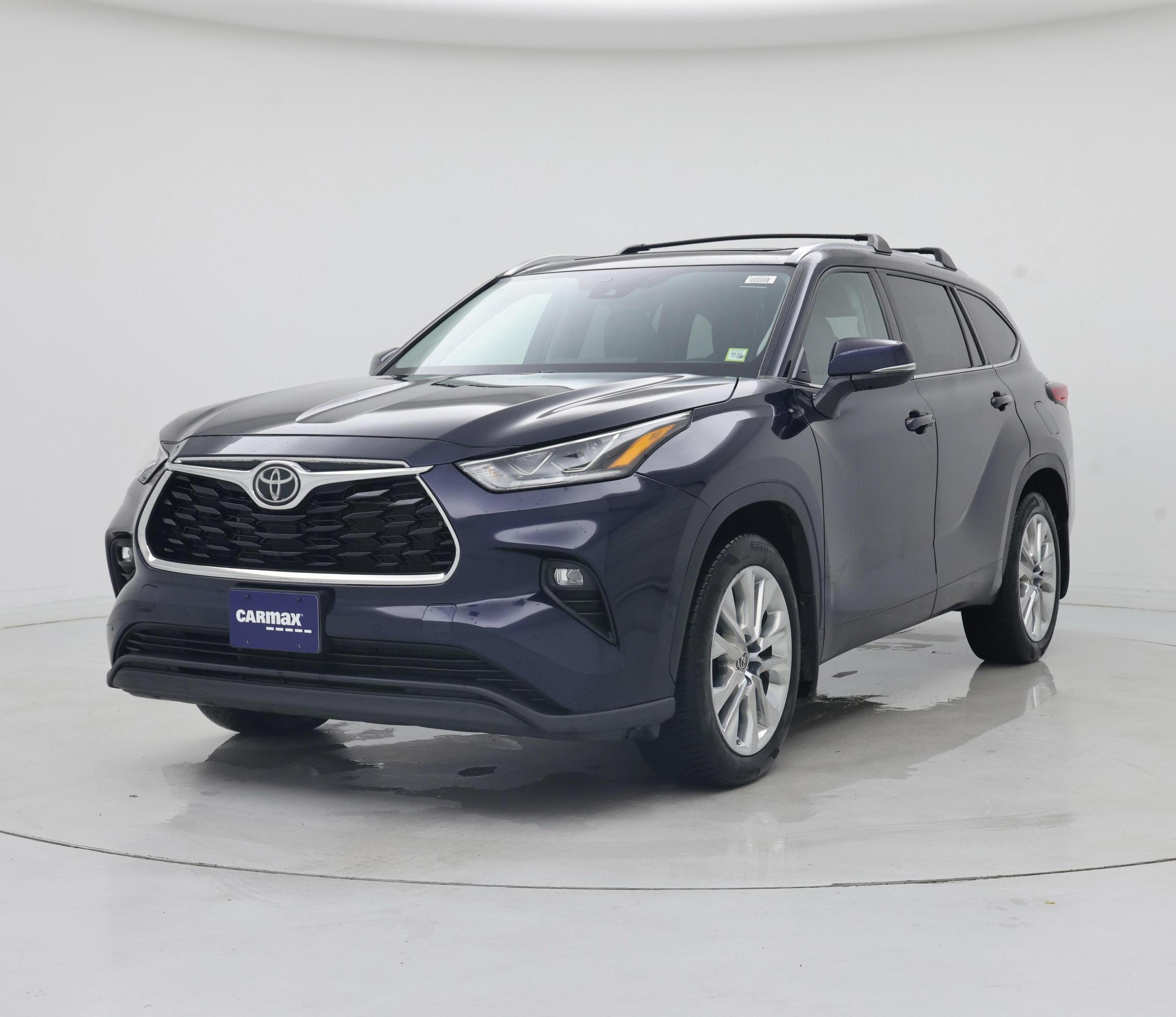 Thumbnail: 2023 Toyota Highlander - 4