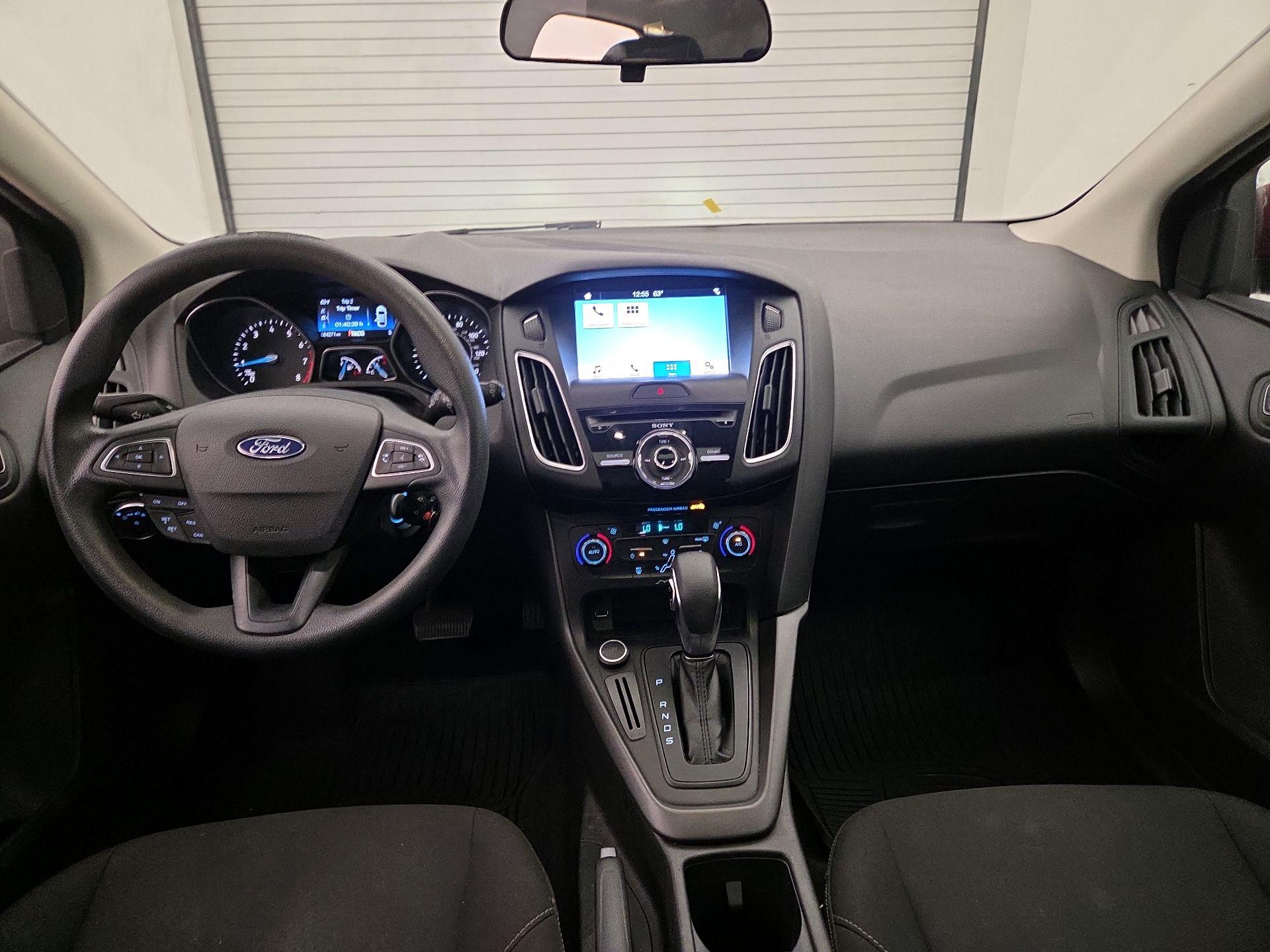 Thumbnail: 2017 Ford Focus - 9