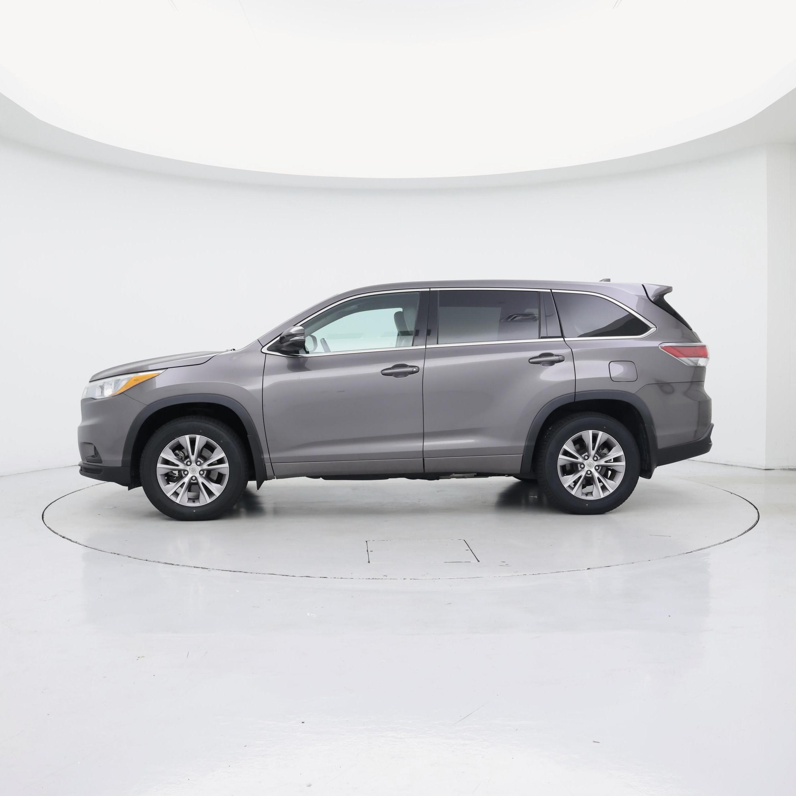 Thumbnail: 2015 Toyota Highlander - 3