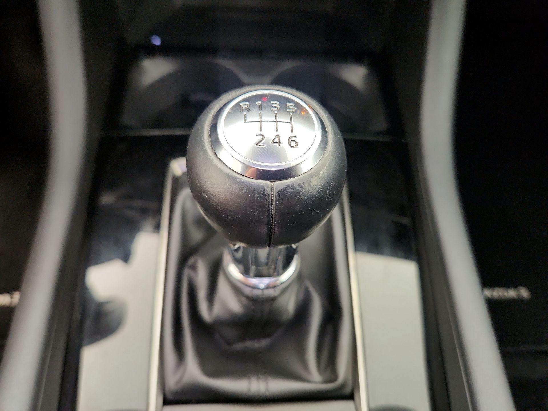 Thumbnail: 2024 Mazda Mazda3 - 17