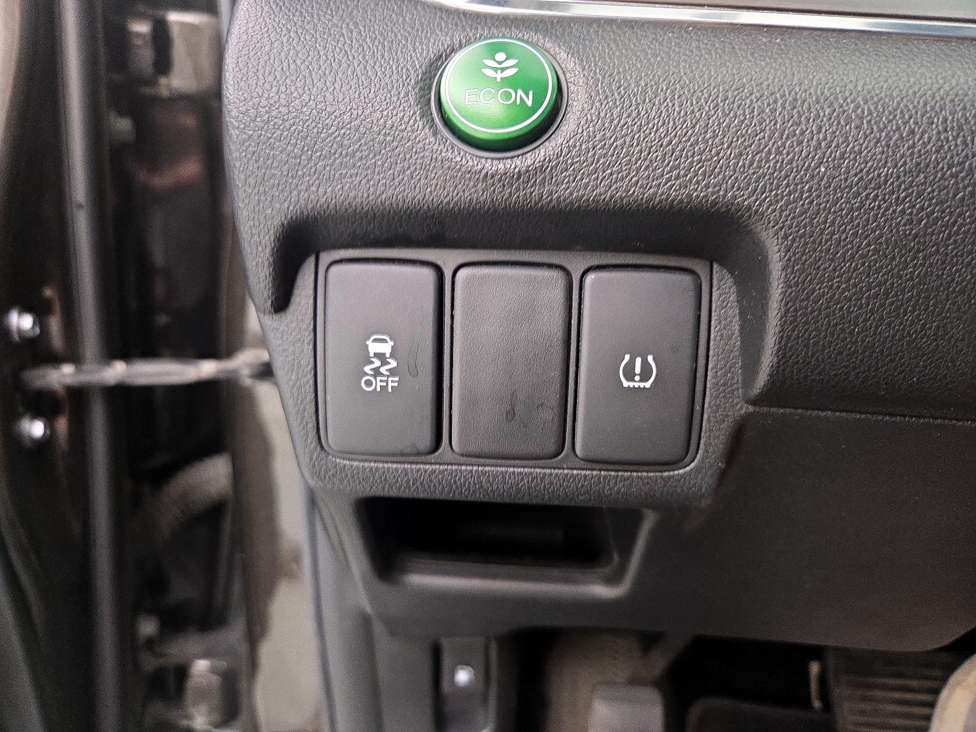 Thumbnail: 2016 Honda CR-V - 13