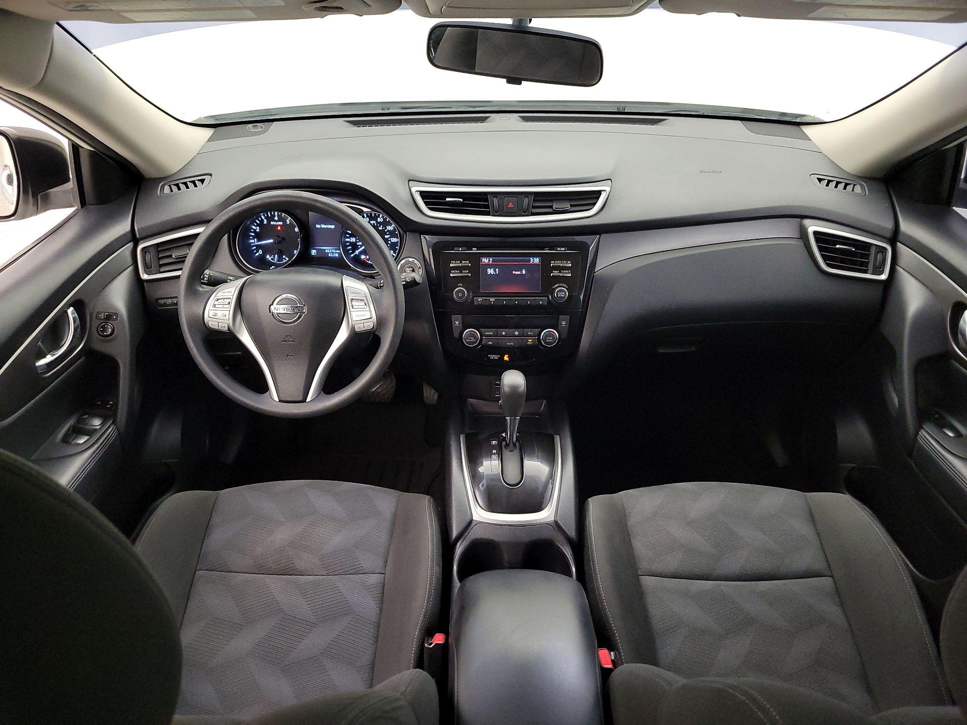 Thumbnail: 2016 Nissan Rogue - 9