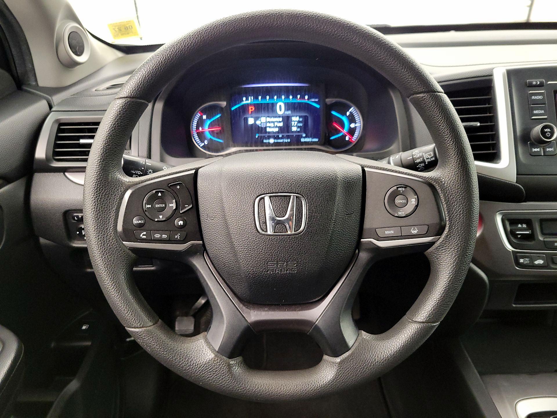 Thumbnail: 2019 Honda Pilot - 10