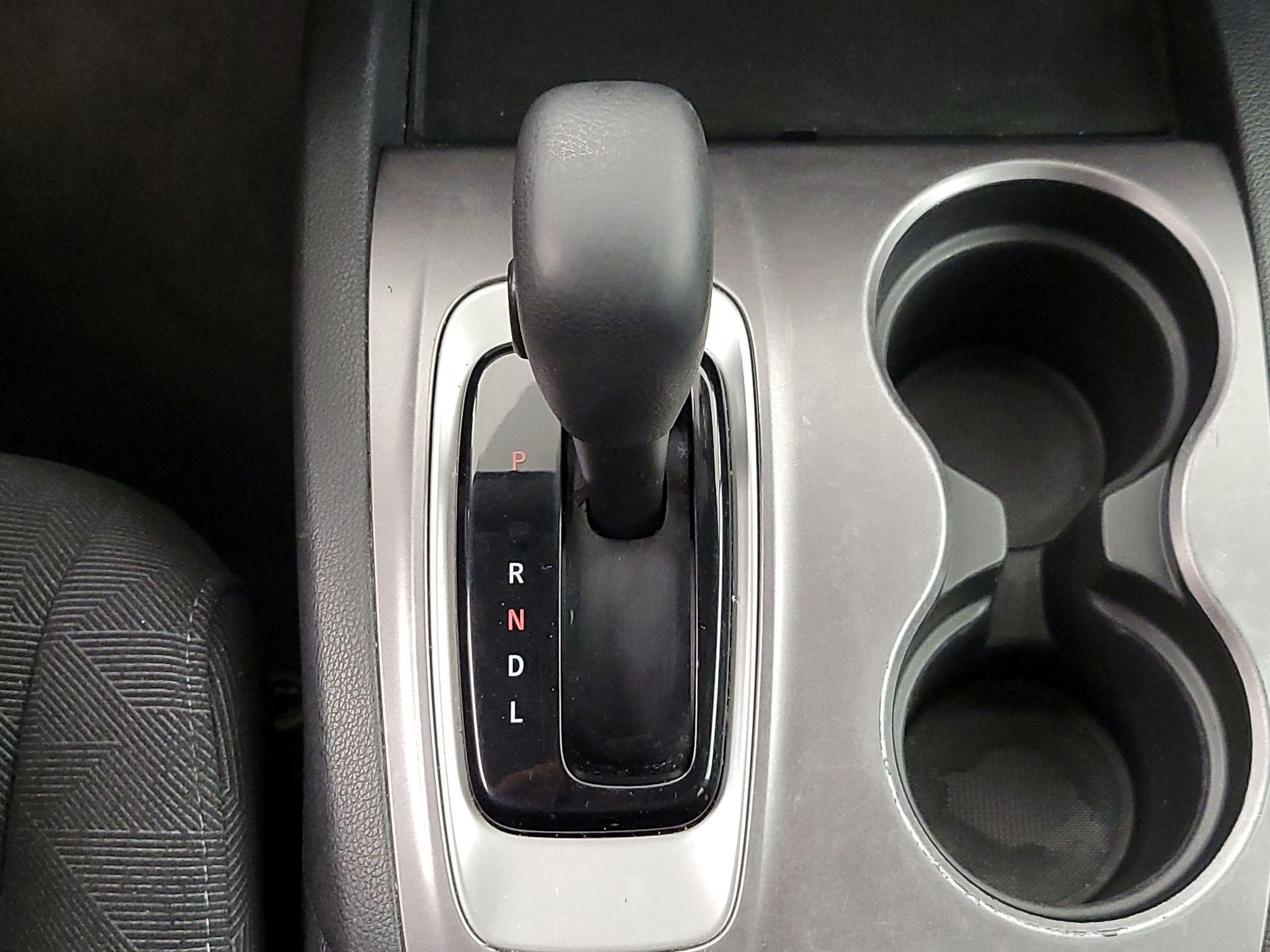 Thumbnail: 2019 Honda Pilot - 17