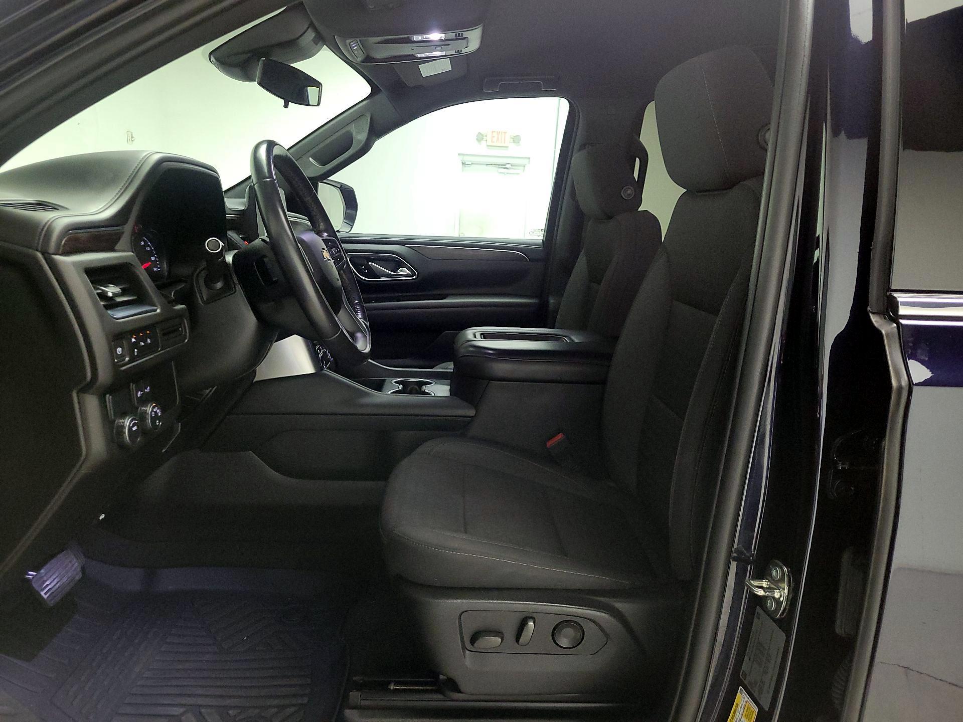 Thumbnail: 2023 Chevrolet Tahoe - 11