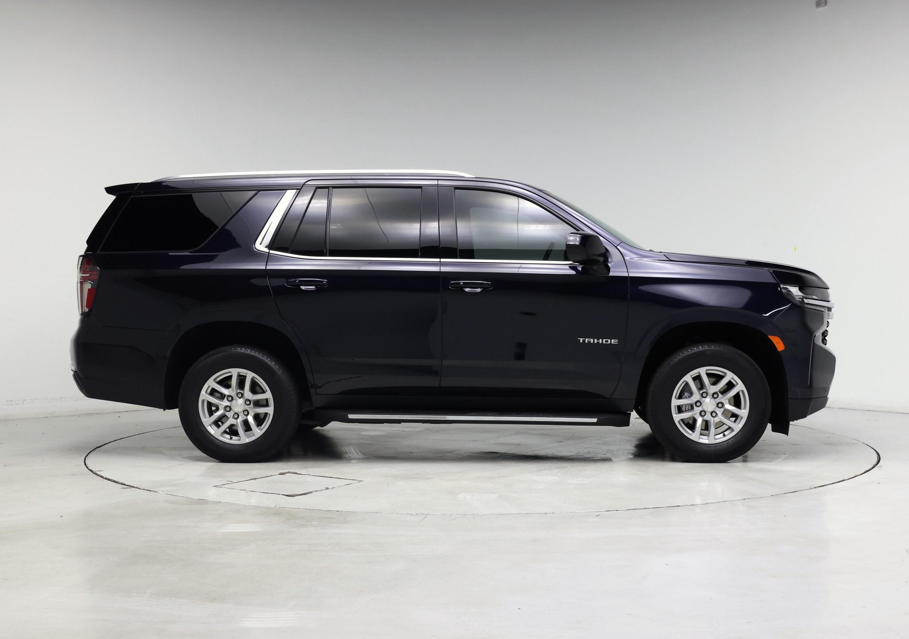 Thumbnail: 2023 Chevrolet Tahoe - 7