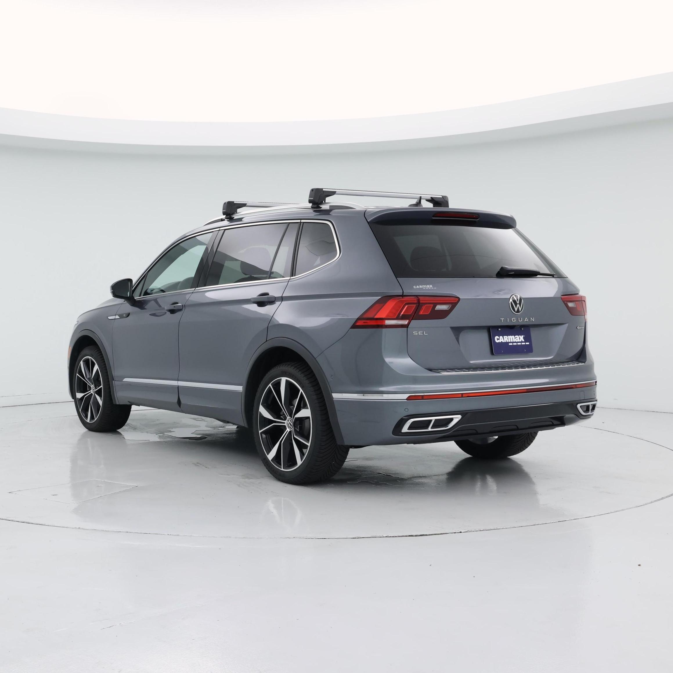 Thumbnail: 2022 Volkswagen Tiguan - 2