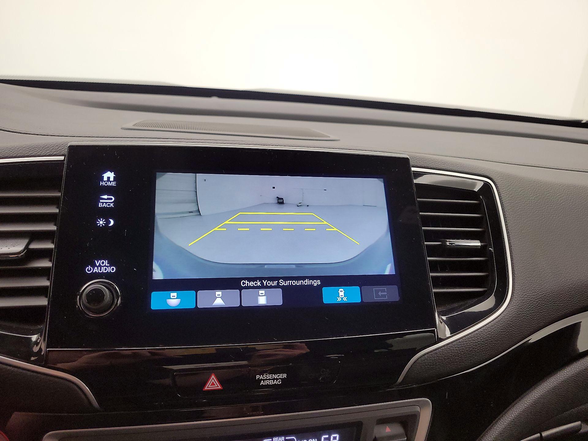Thumbnail: 2019 Honda Passport - 14