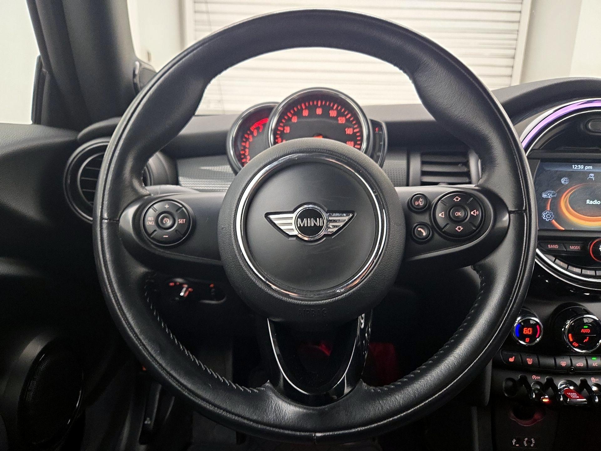 Thumbnail: 2018 MINI Cooper - 10