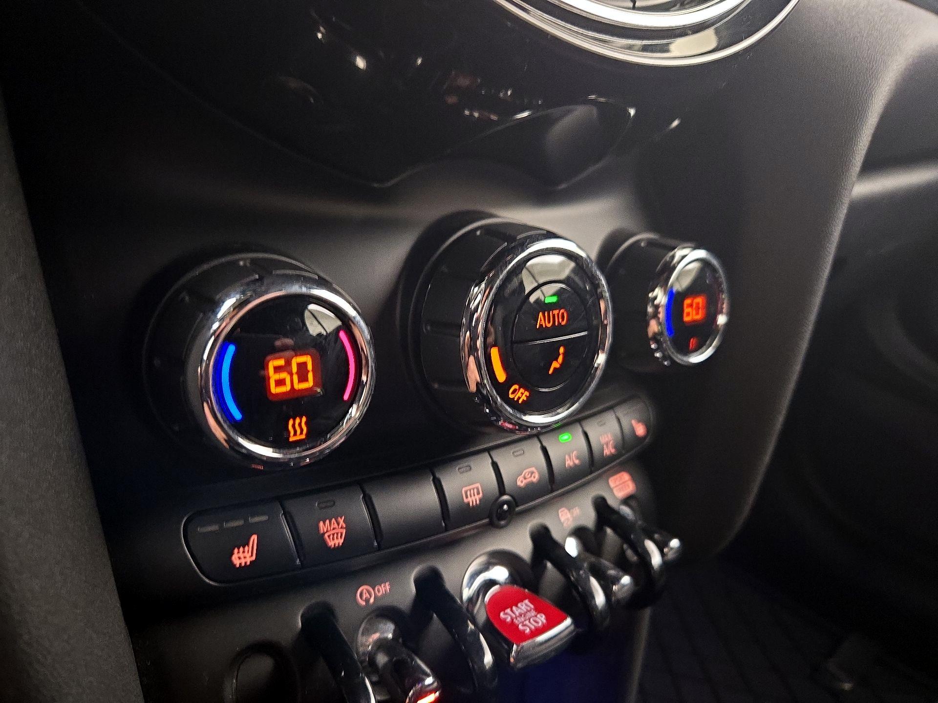 Thumbnail: 2018 MINI Cooper - 16