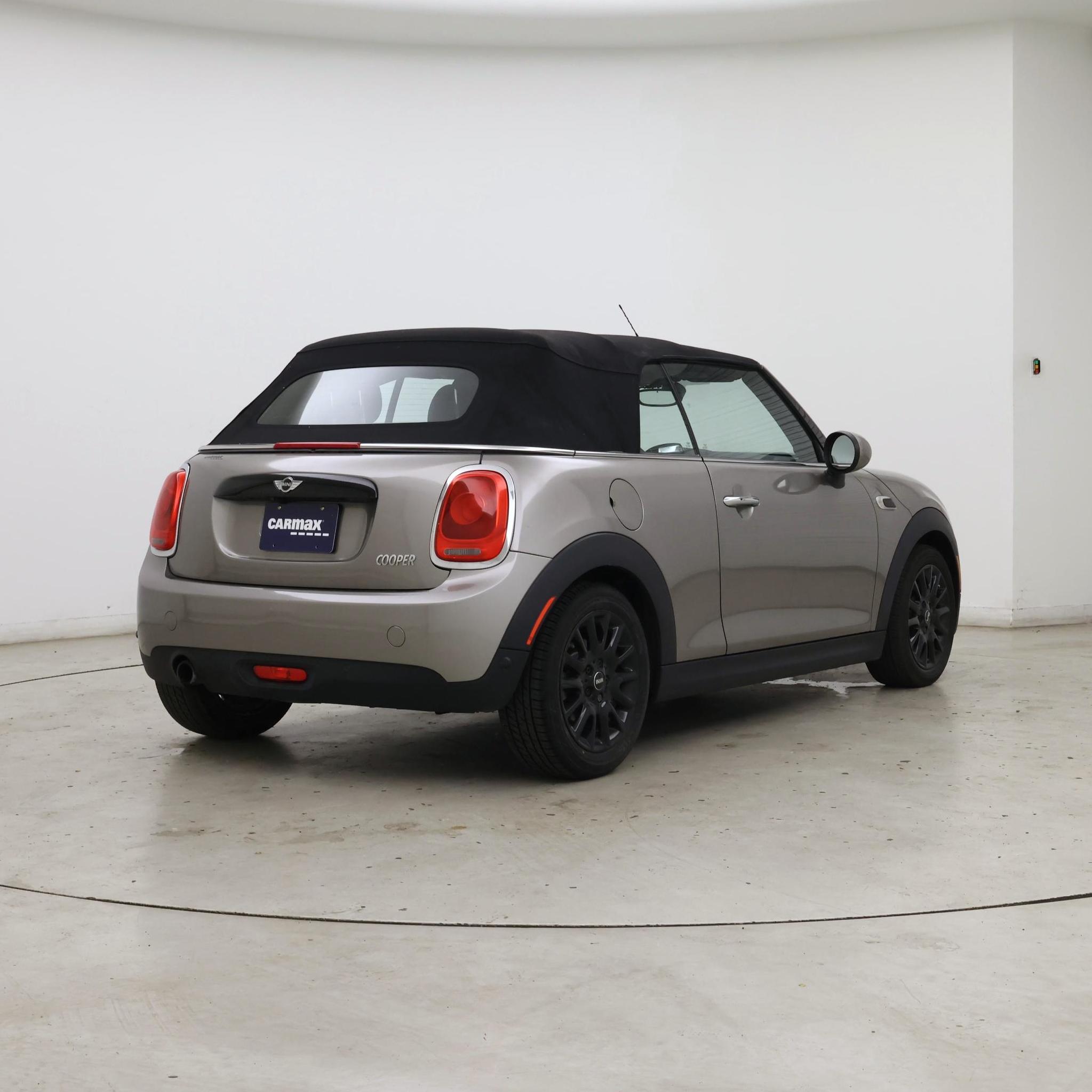 Thumbnail: 2018 MINI Cooper - 8