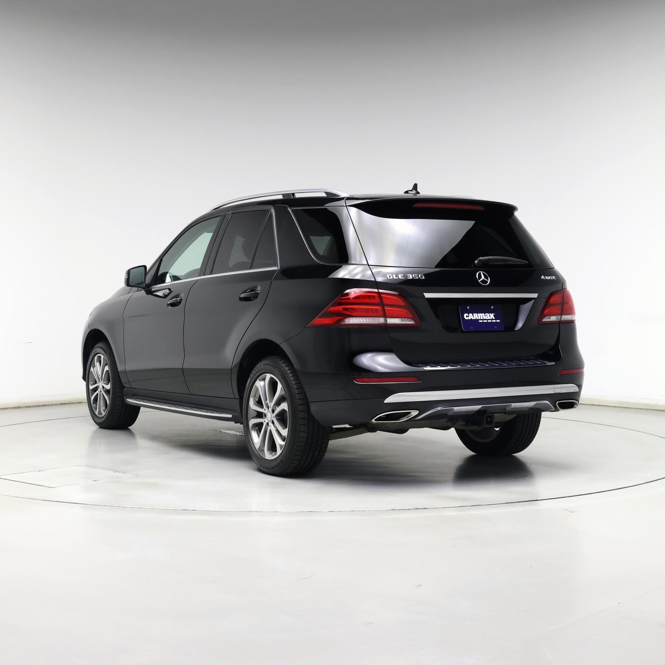 Thumbnail: 2016 Mercedes-Benz GLE - 2