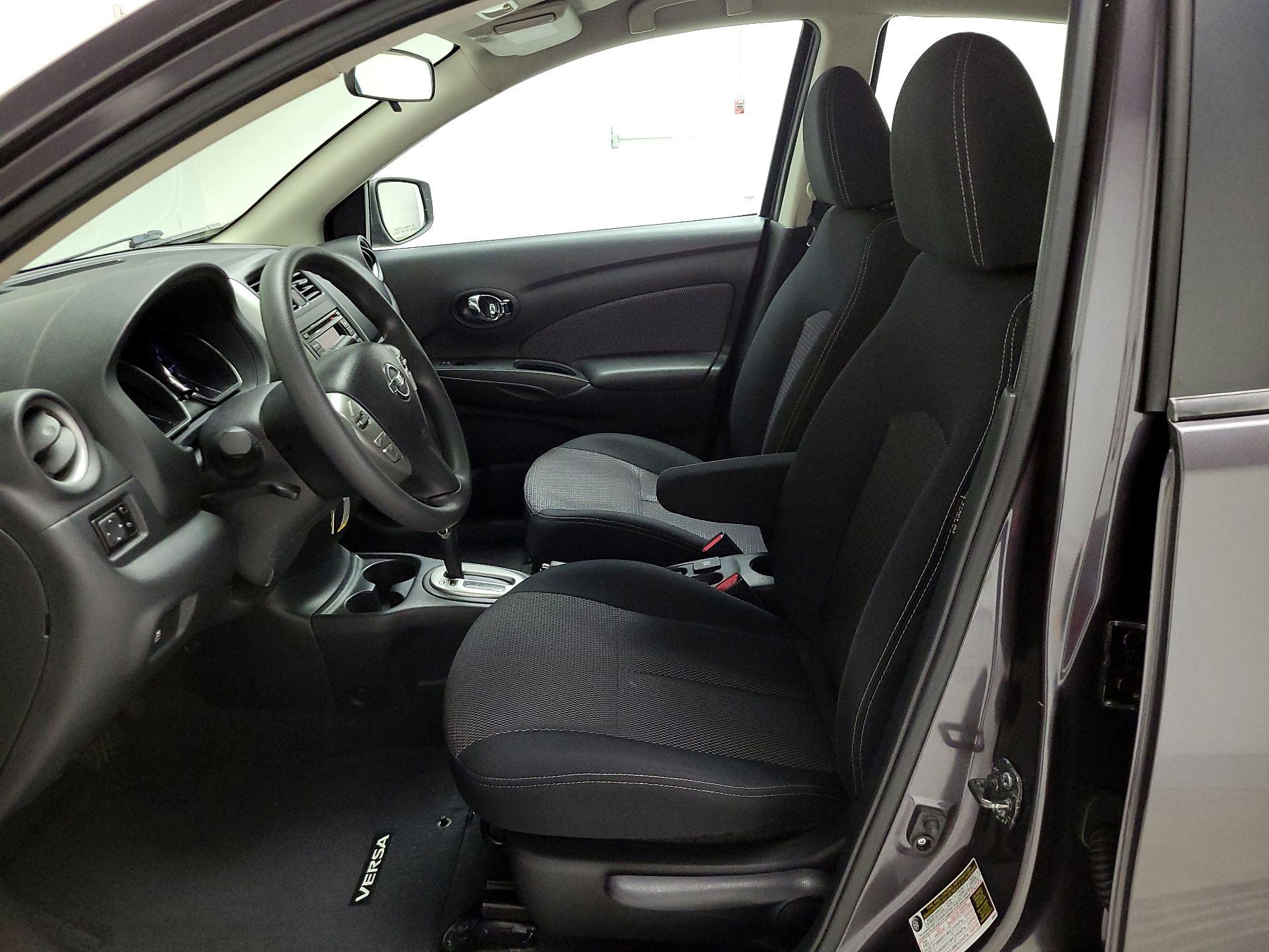 Thumbnail: 2015 Nissan Versa - 11