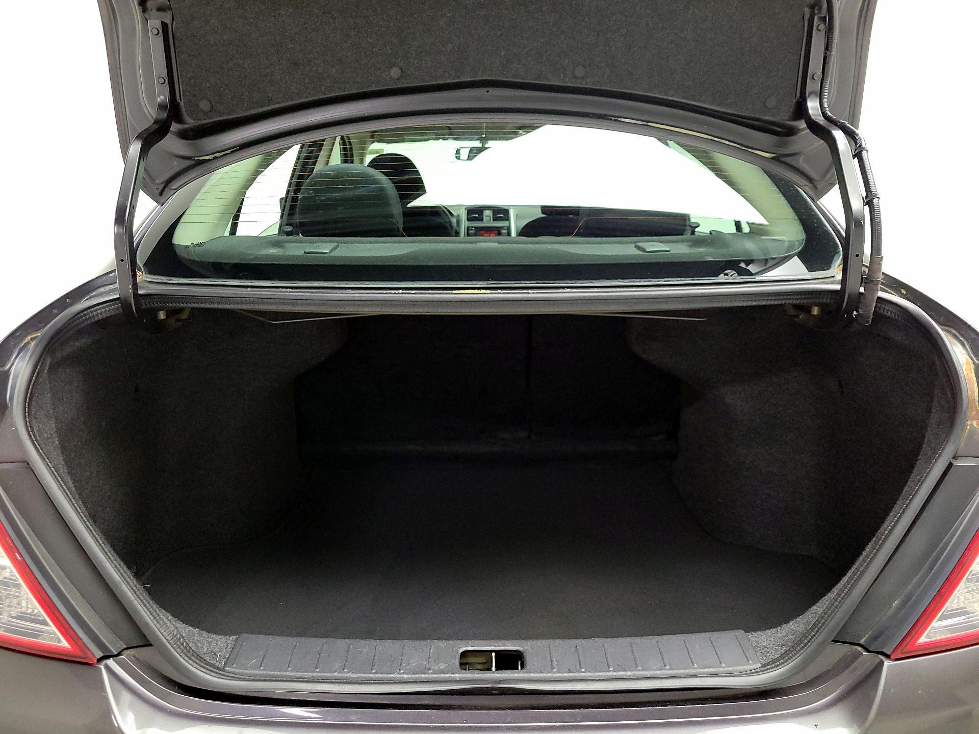 Thumbnail: 2015 Nissan Versa - 19
