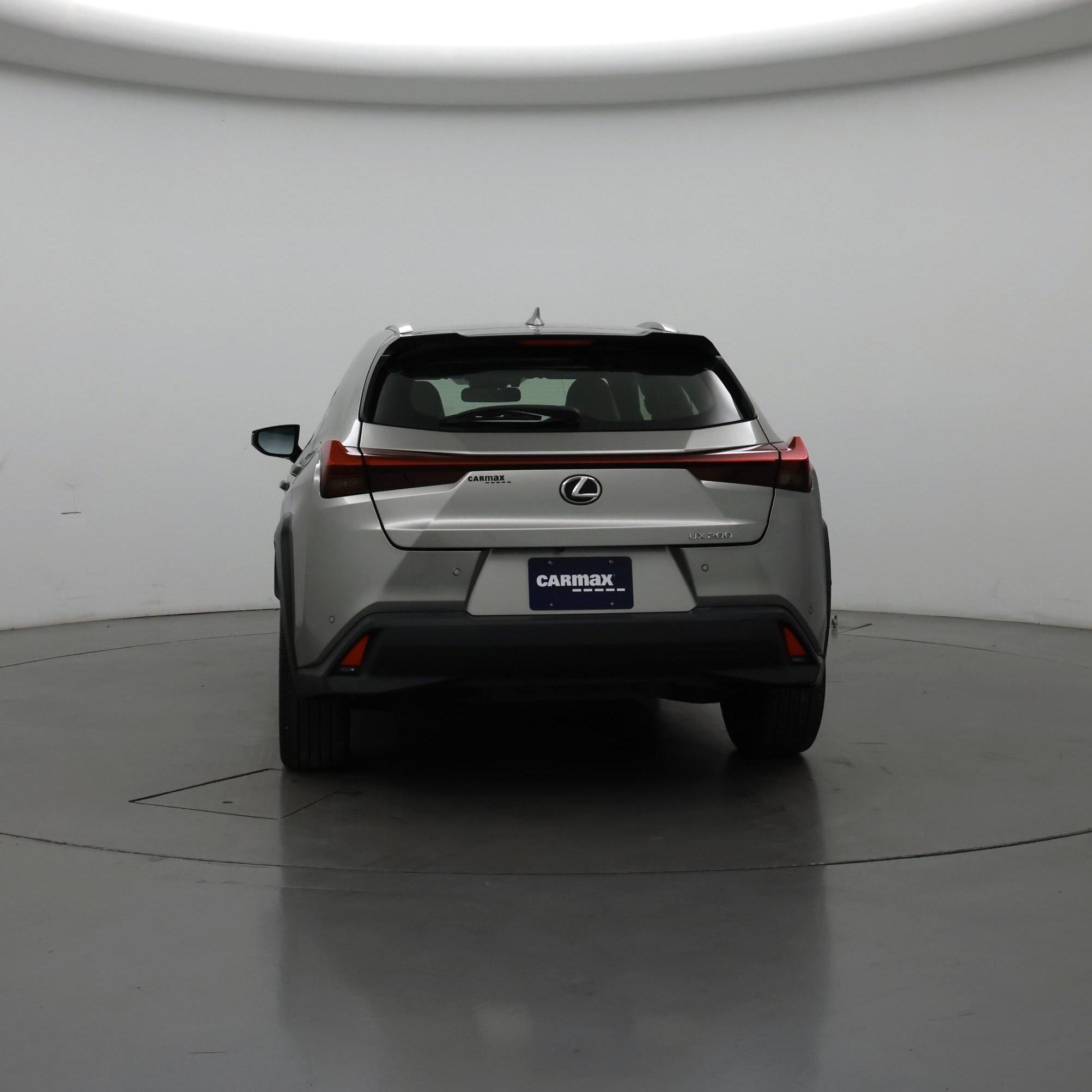 Thumbnail: 2021 Lexus UX - 6