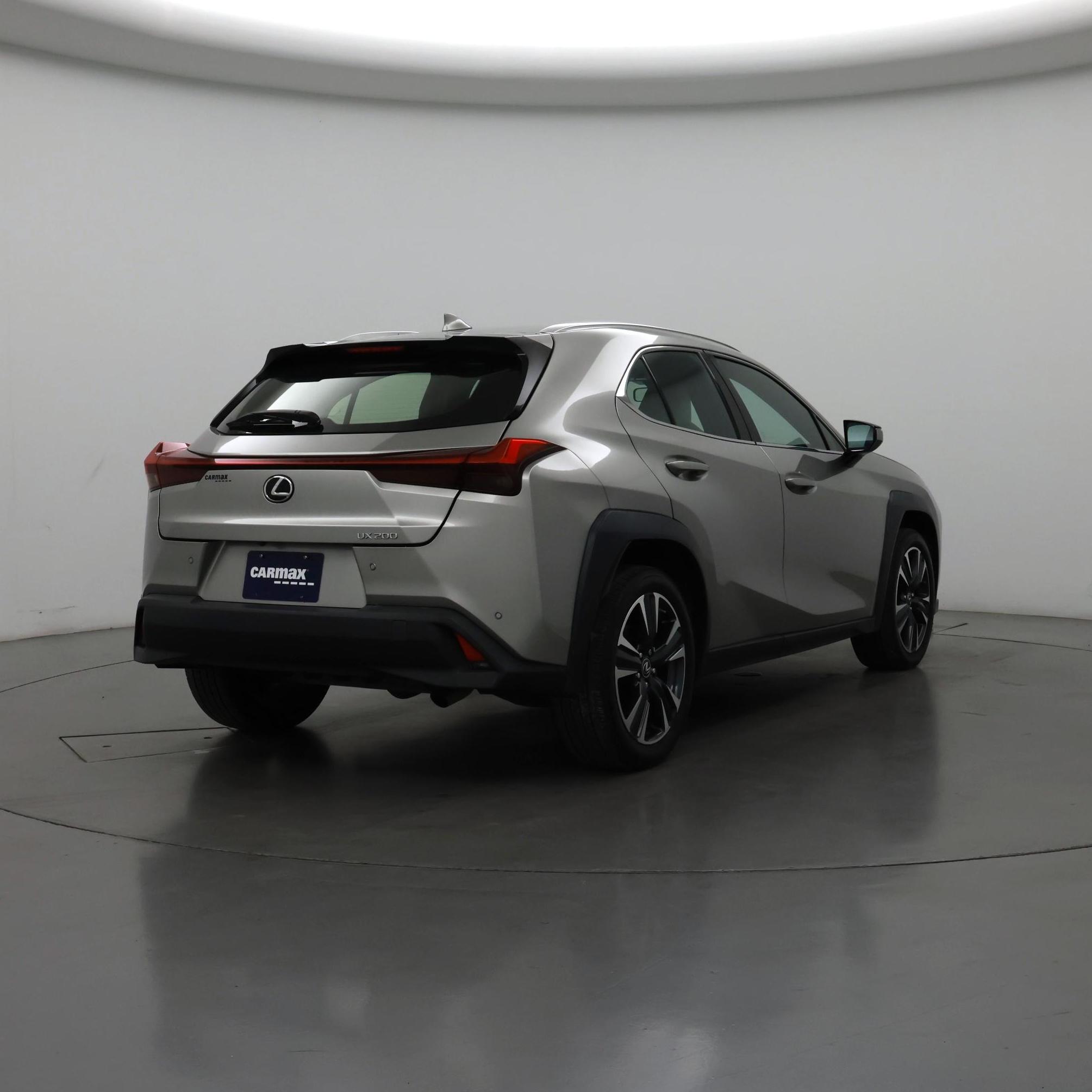 Thumbnail: 2021 Lexus UX - 8