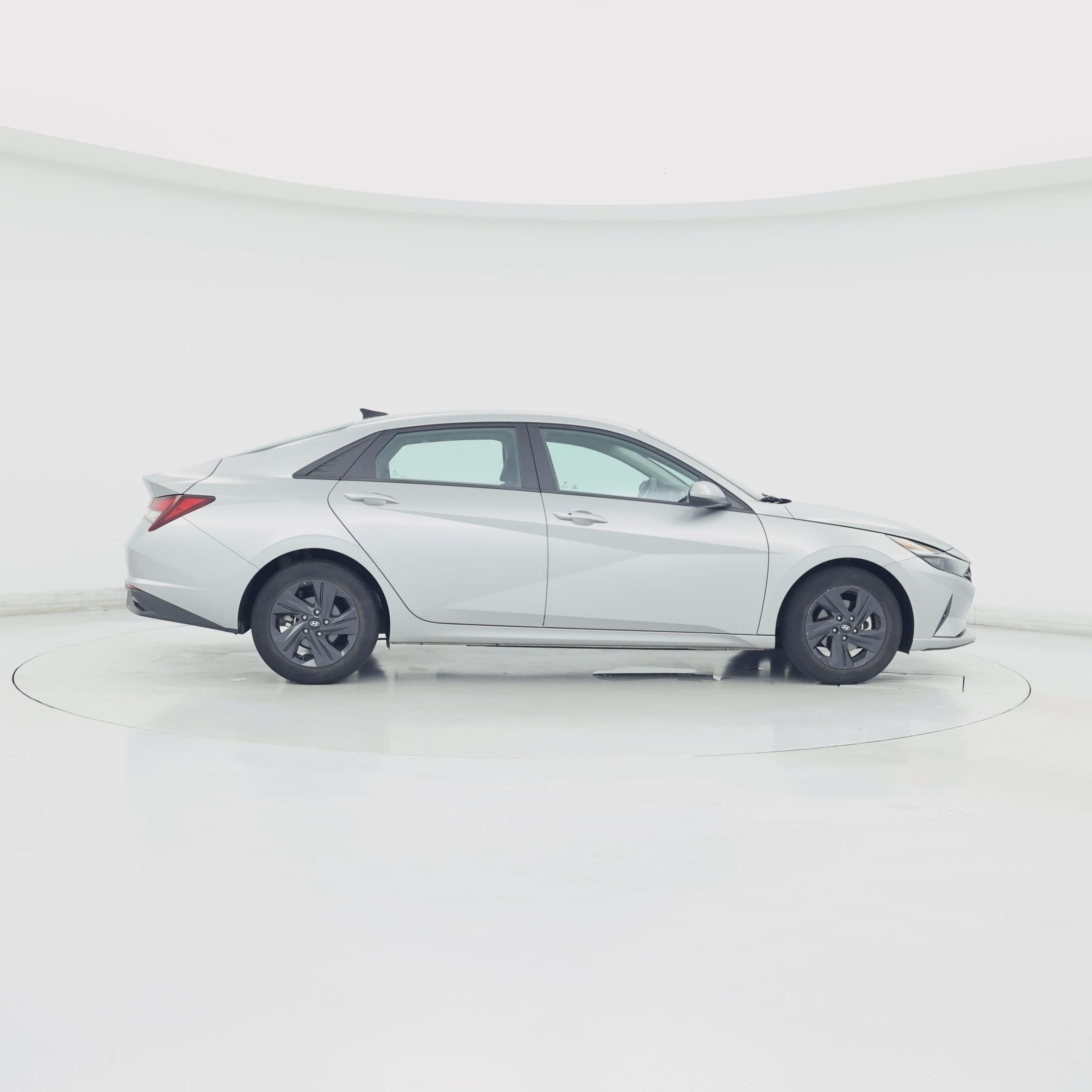 Thumbnail: 2023 Hyundai Elantra - 7