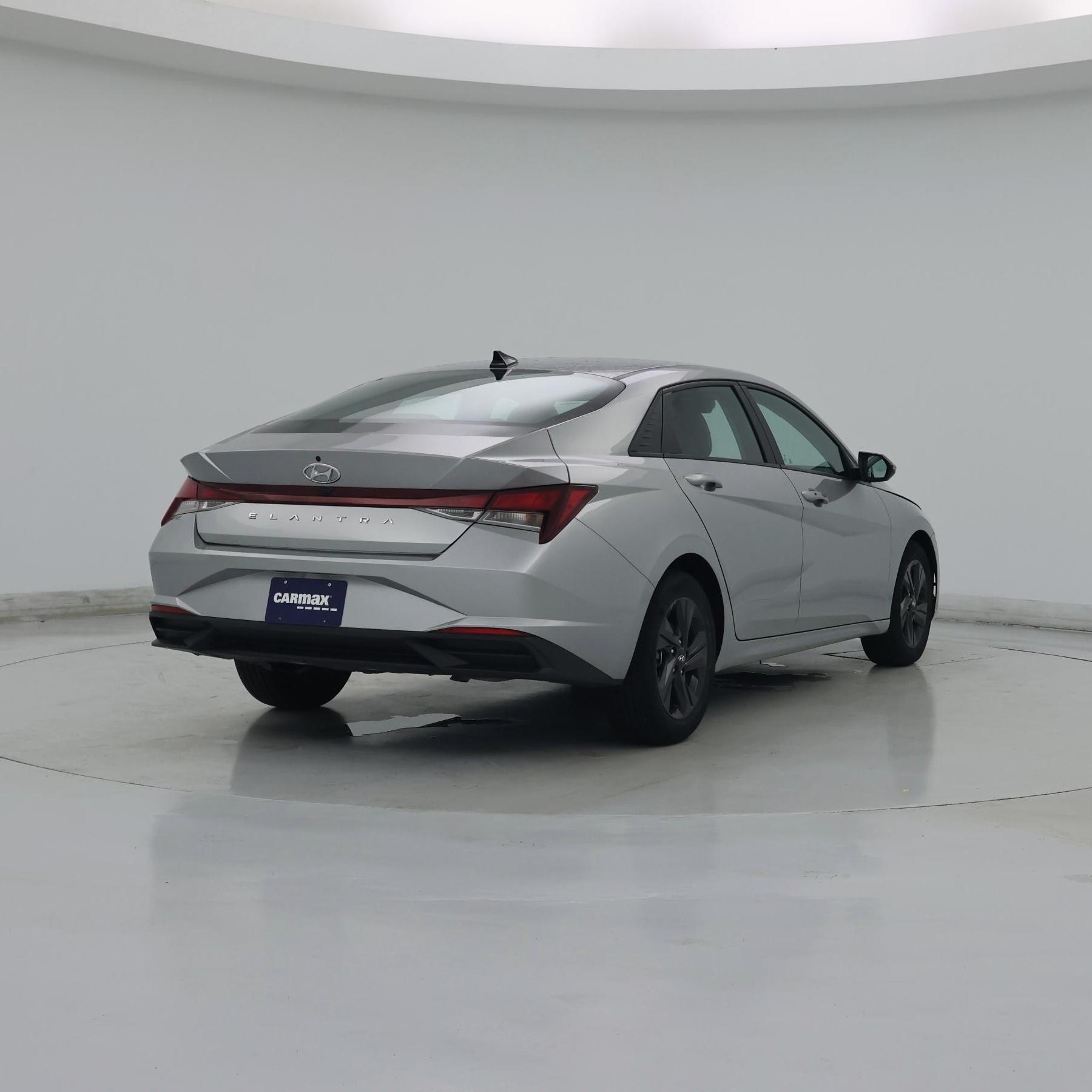 Thumbnail: 2023 Hyundai Elantra - 8
