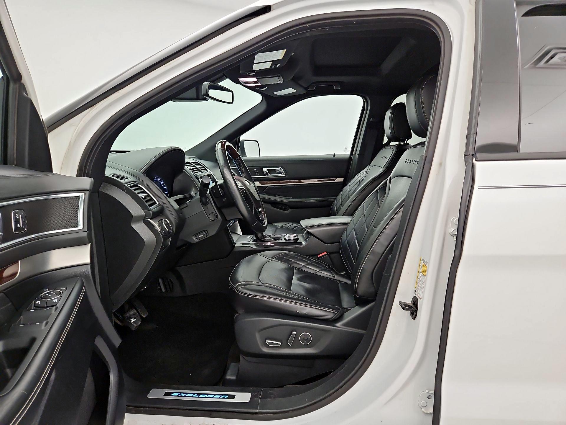 Thumbnail: 2018 Ford Explorer - 11