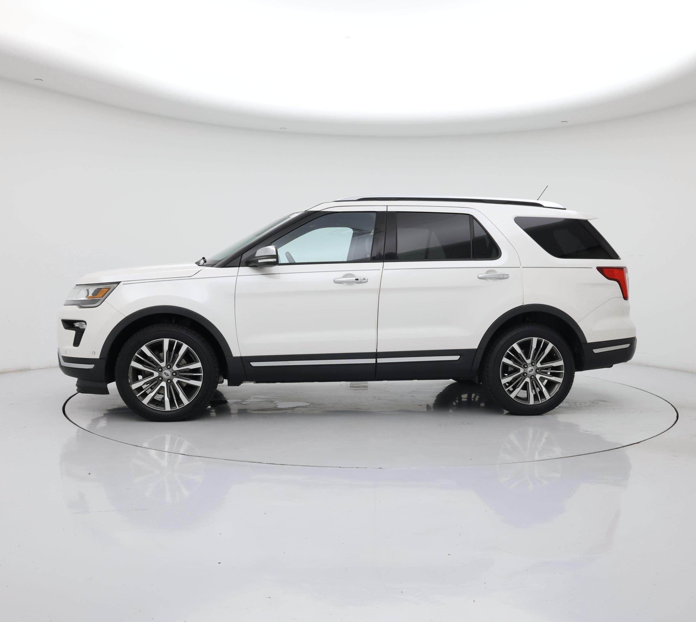 Thumbnail: 2018 Ford Explorer - 3