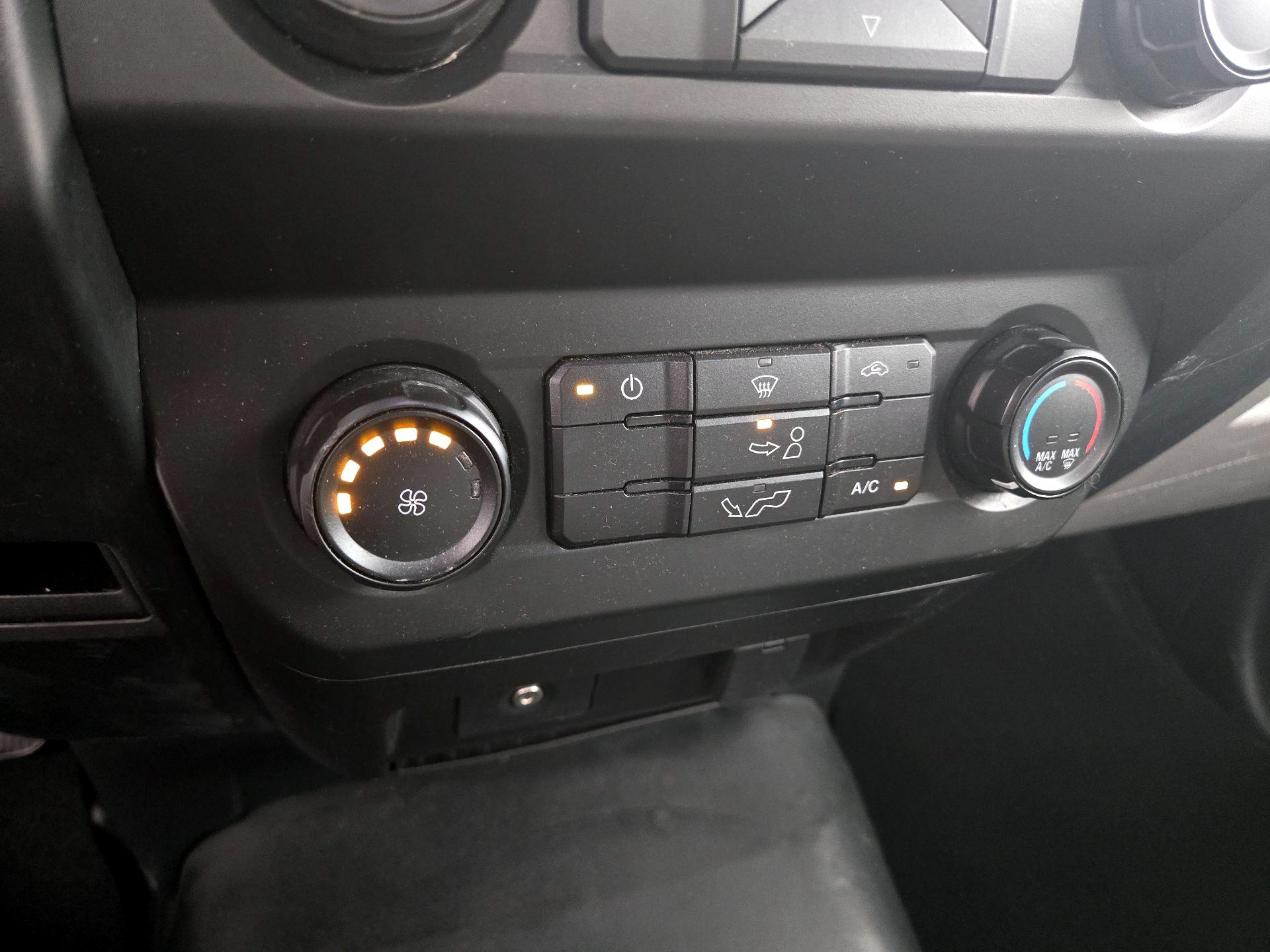 Thumbnail: 2019 Ford F-150 - 15