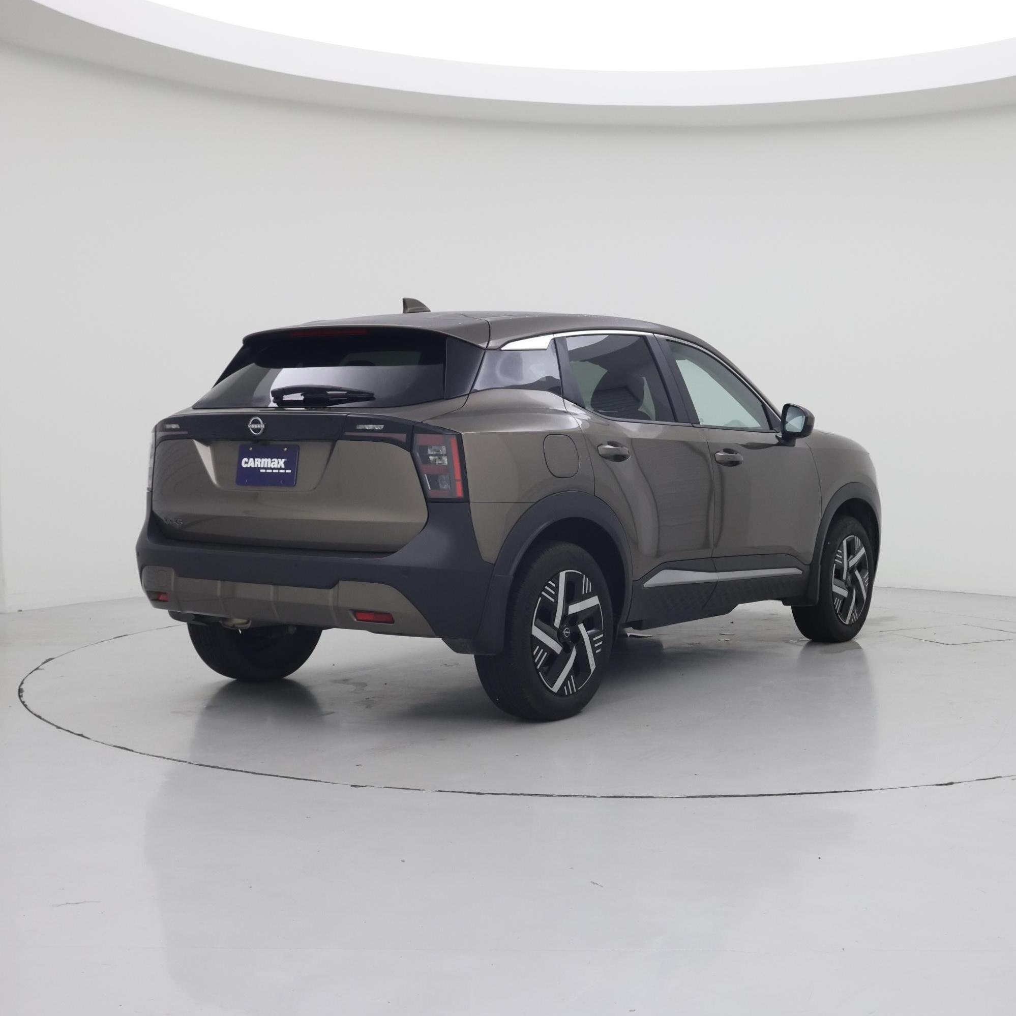 Thumbnail: 2025 Nissan Kicks - 8