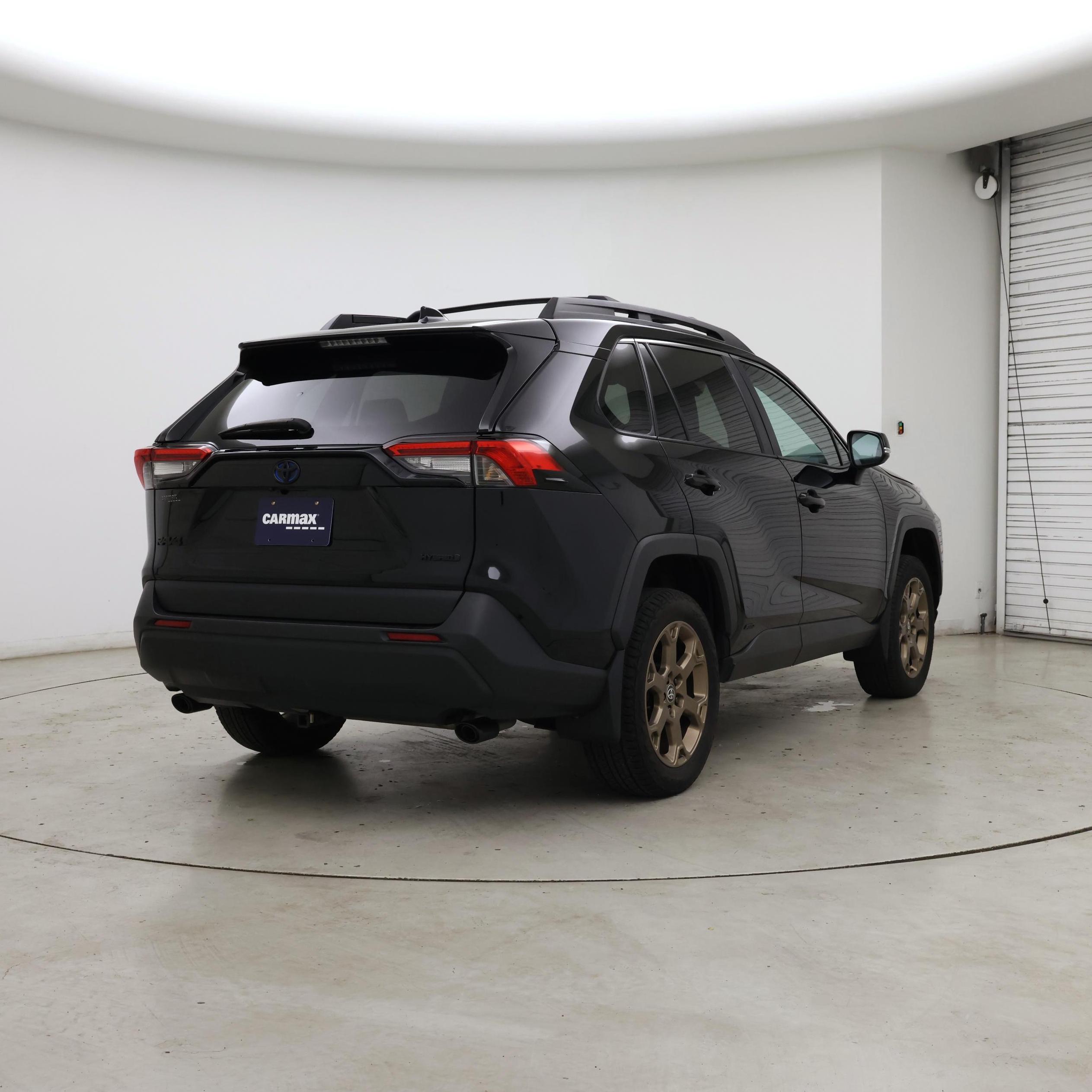 Thumbnail: 2024 Toyota RAV4 - 8