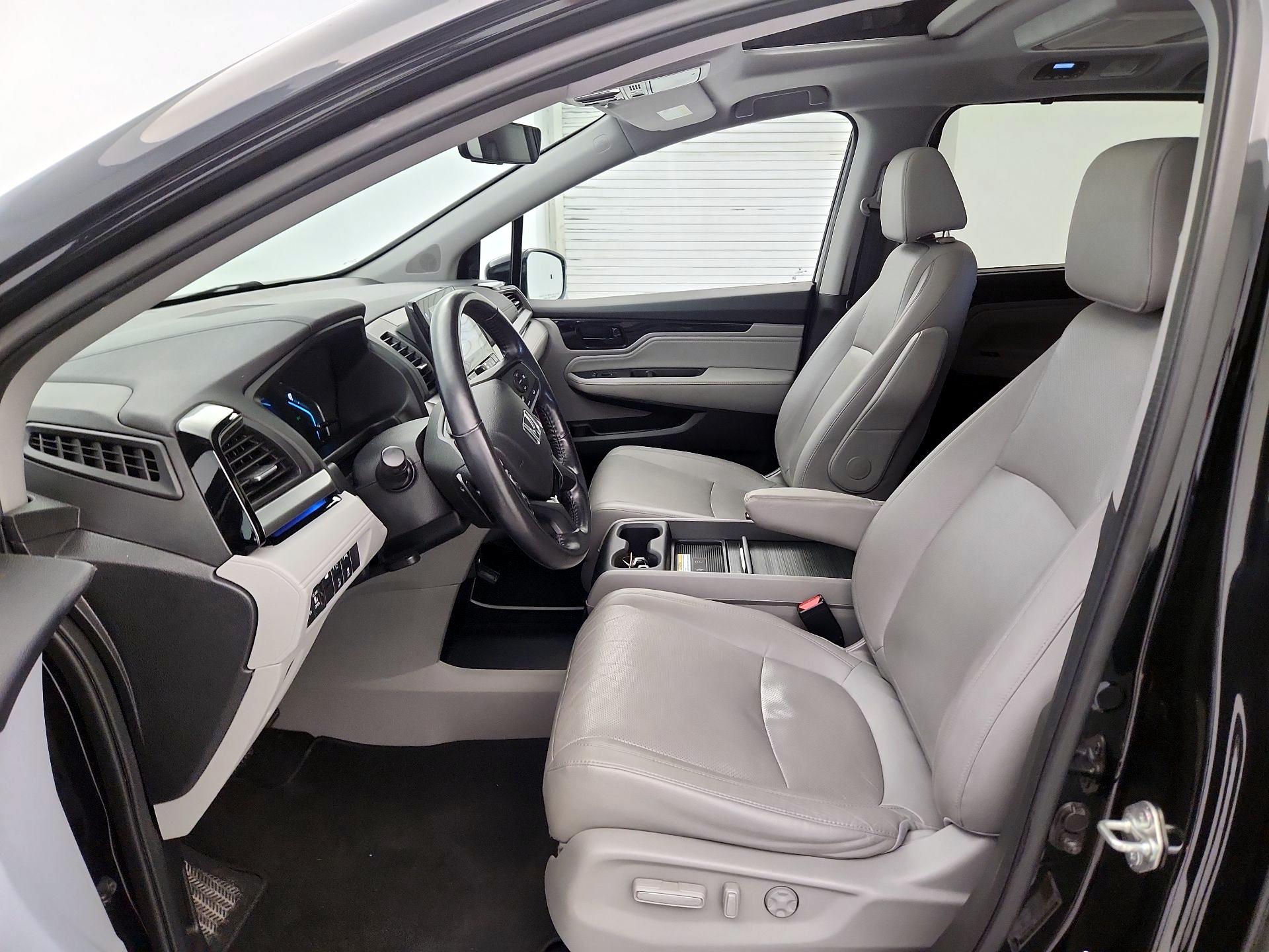 Thumbnail: 2018 Honda Odyssey - 11