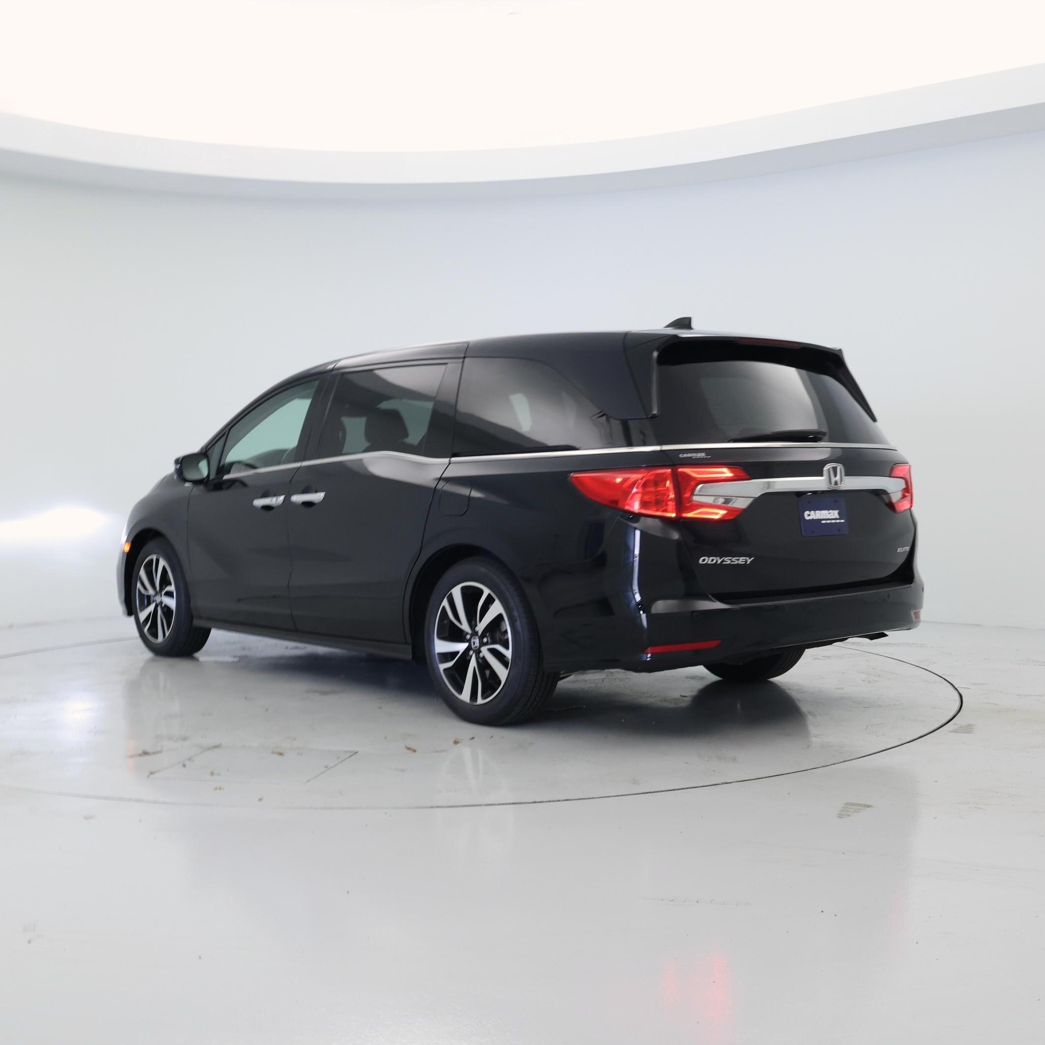Thumbnail: 2018 Honda Odyssey - 2