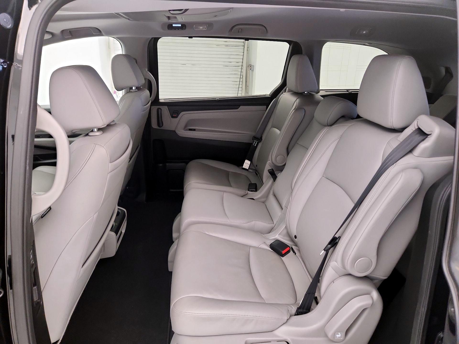 Thumbnail: 2018 Honda Odyssey - 20
