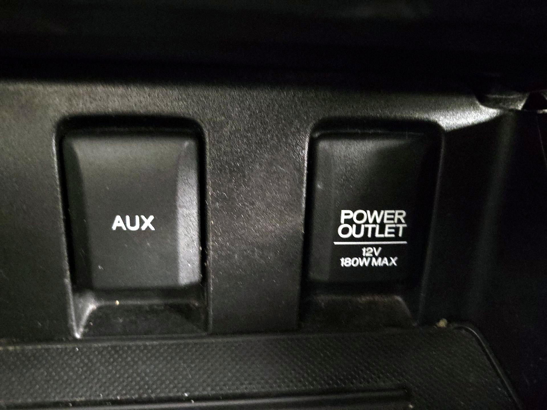 Thumbnail: 2014 Honda Civic - 18