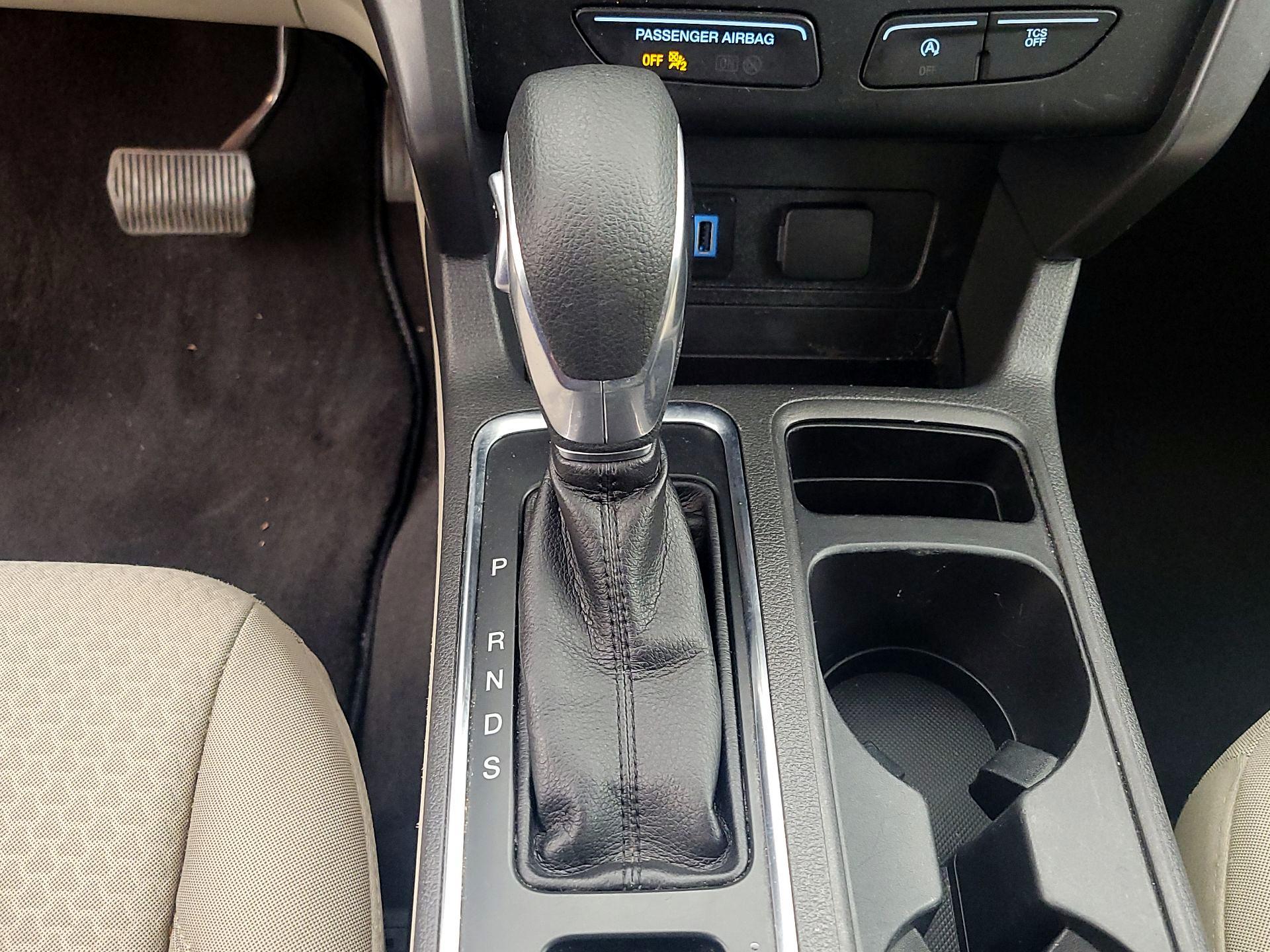 Thumbnail: 2019 Ford Escape - 17