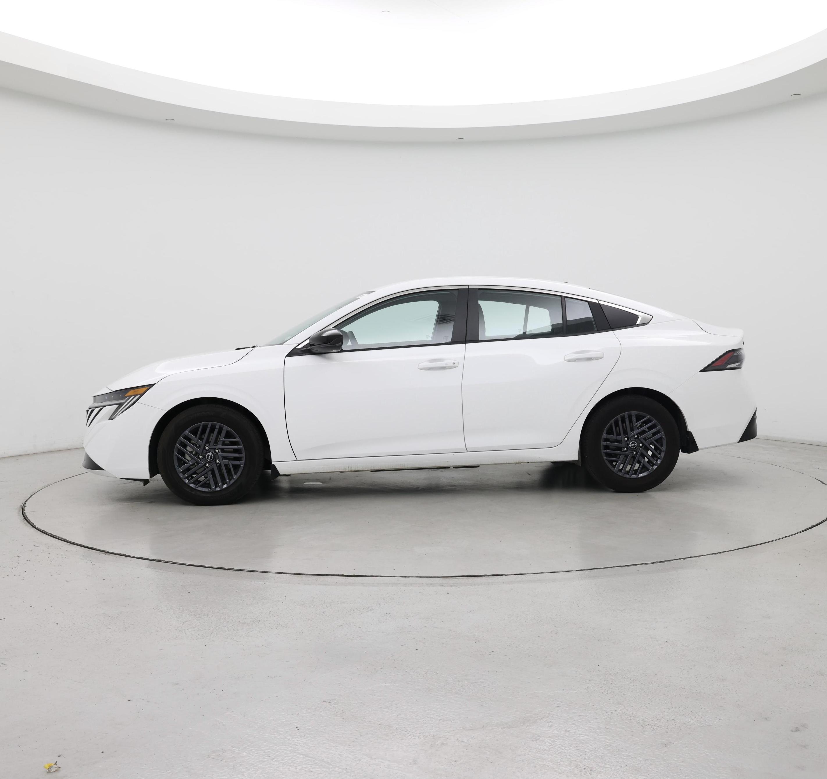 Thumbnail: 2026 Nissan Sentra - 3