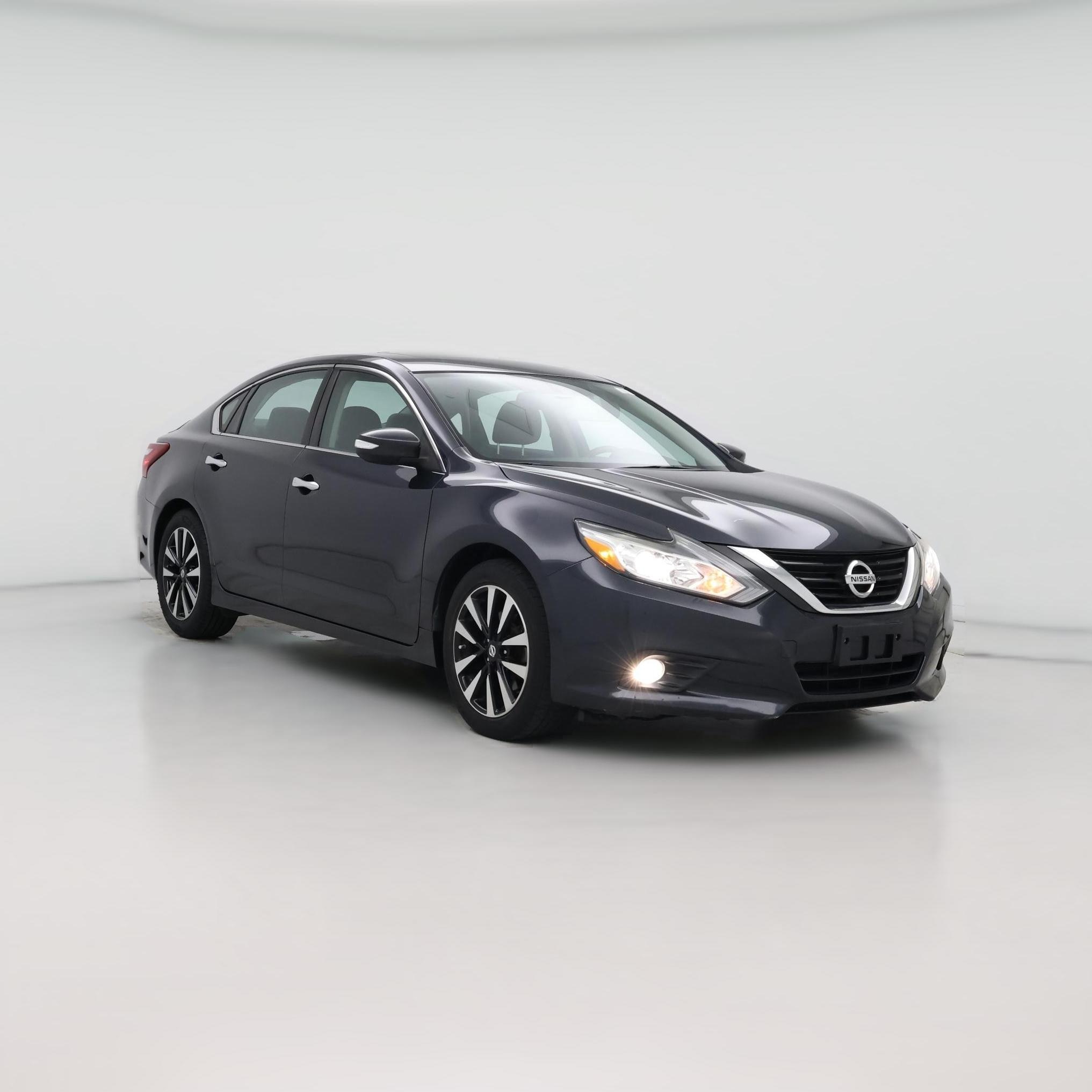 Thumbnail: 2018 Nissan Altima - 1