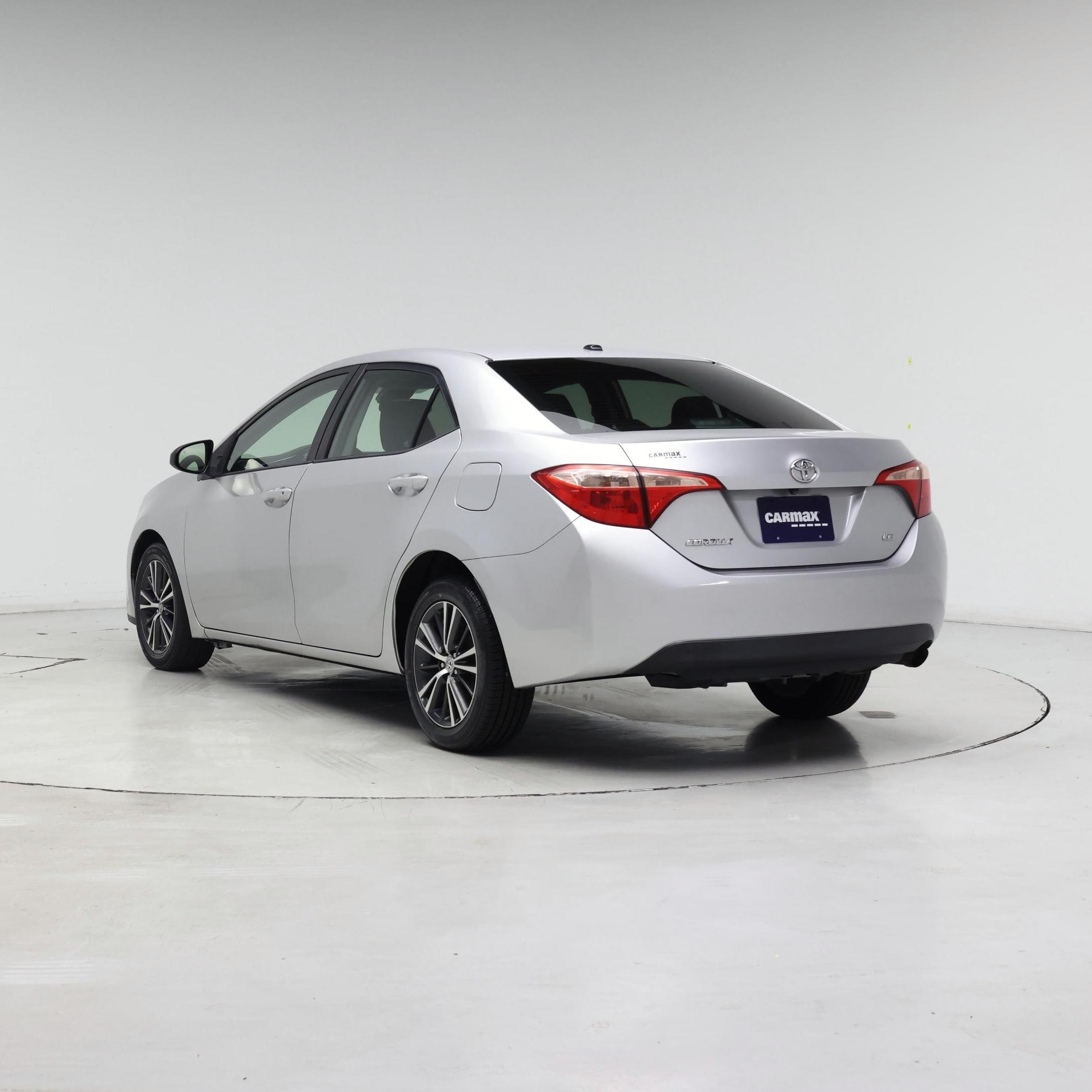 Thumbnail: 2017 Toyota Corolla - 2