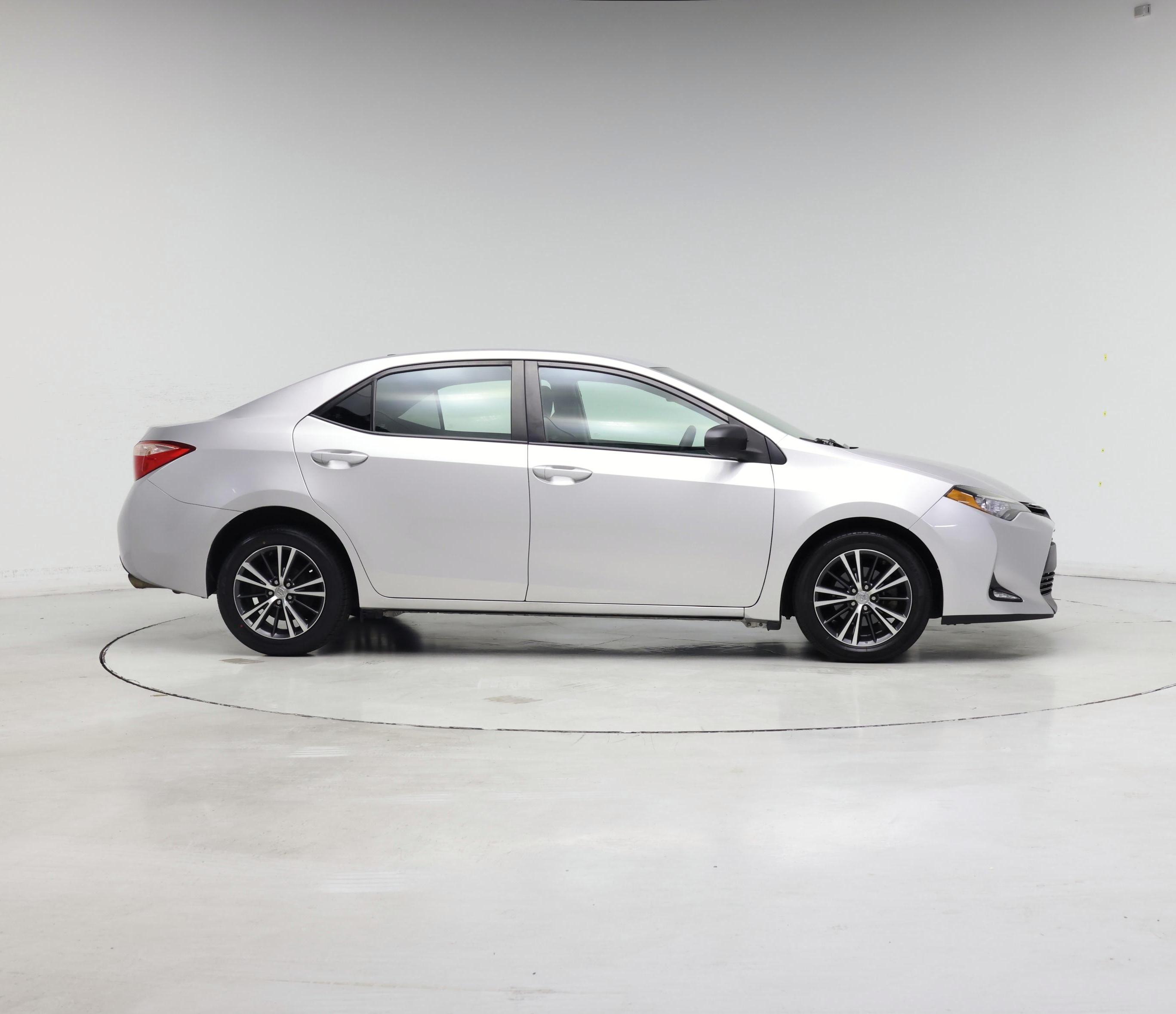 Thumbnail: 2017 Toyota Corolla - 7