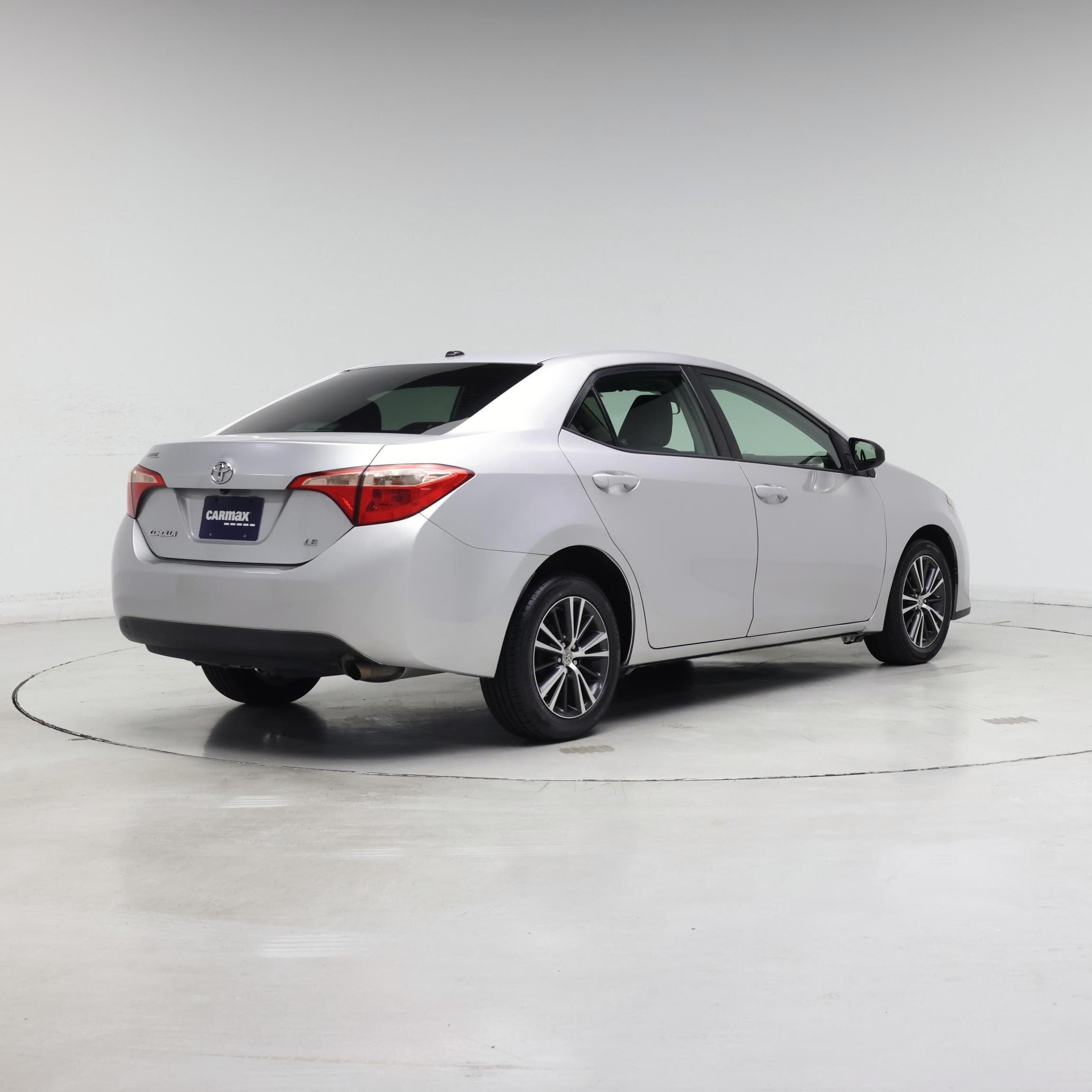 Thumbnail: 2017 Toyota Corolla - 8