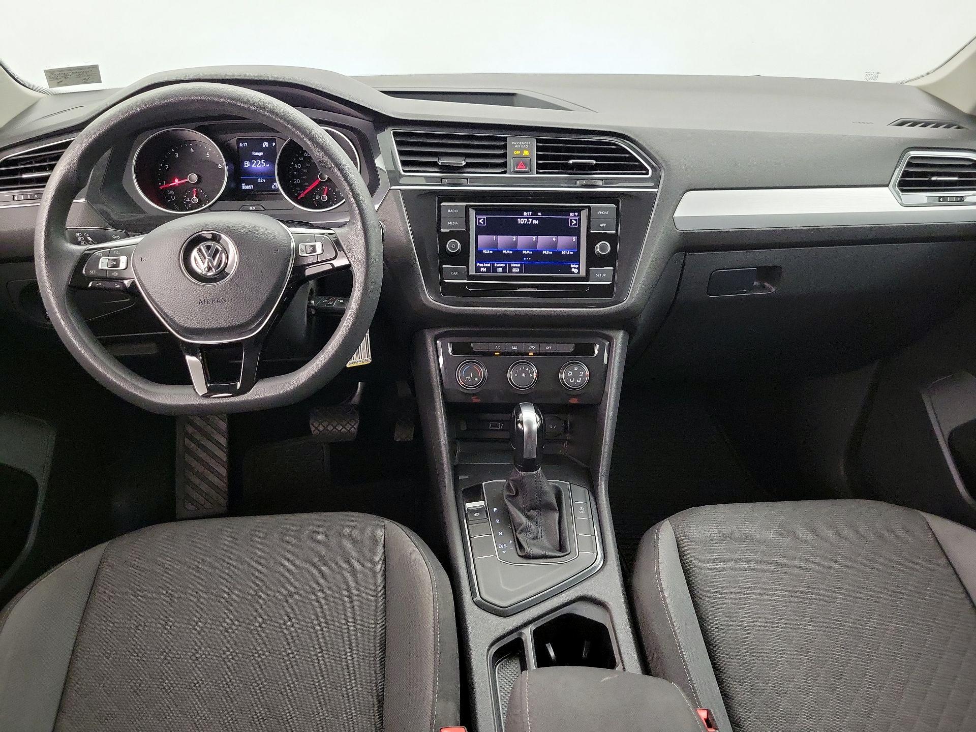 Thumbnail: 2019 Volkswagen Tiguan - 9