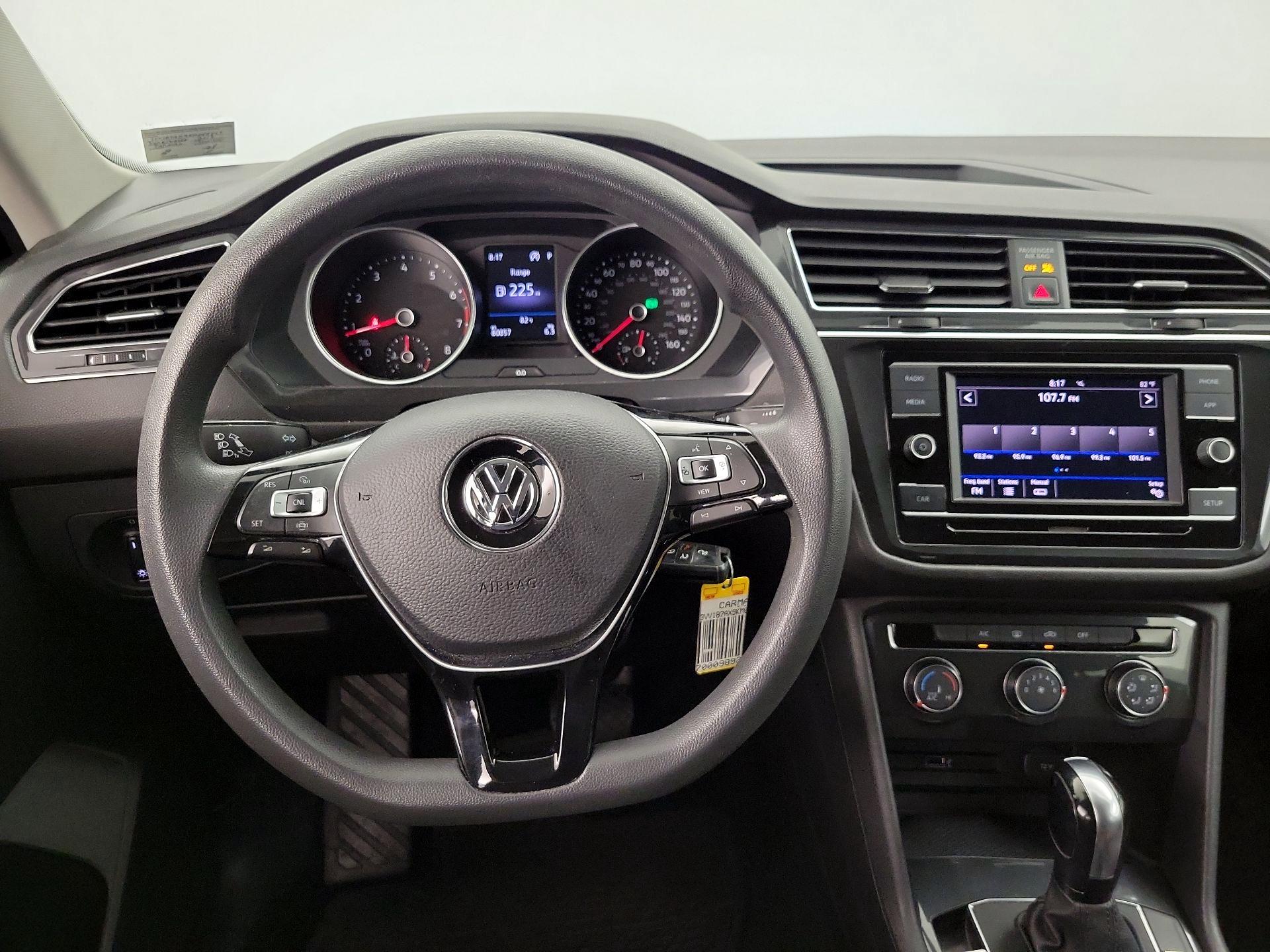 Thumbnail: 2019 Volkswagen Tiguan - 10
